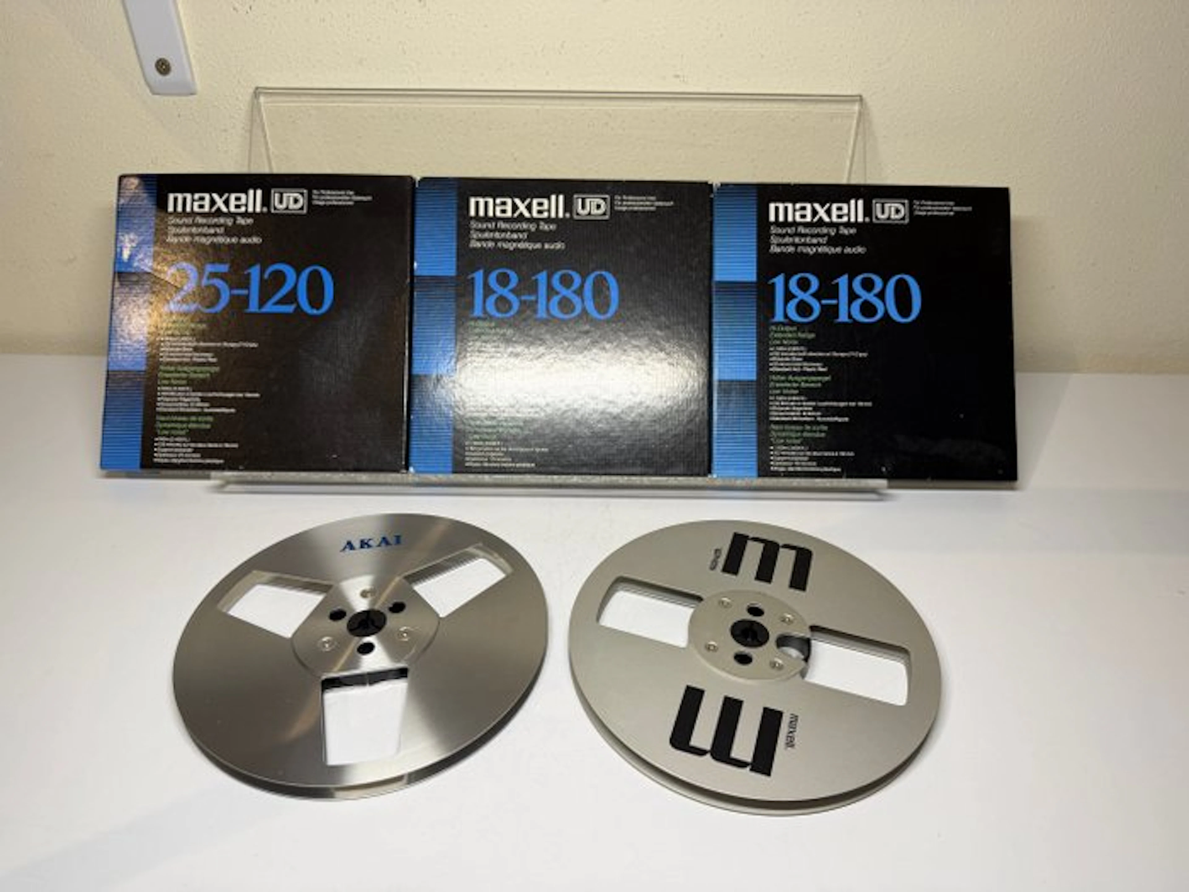 Akai, Maxell - UD 18-180 / UD 25-120 Reel to reel audio - Multiple models