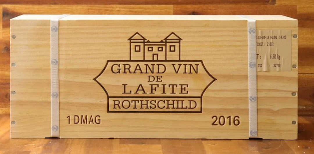 2016 Chateau Lafite Rothschild - Pauillac 1er Grand Cru...