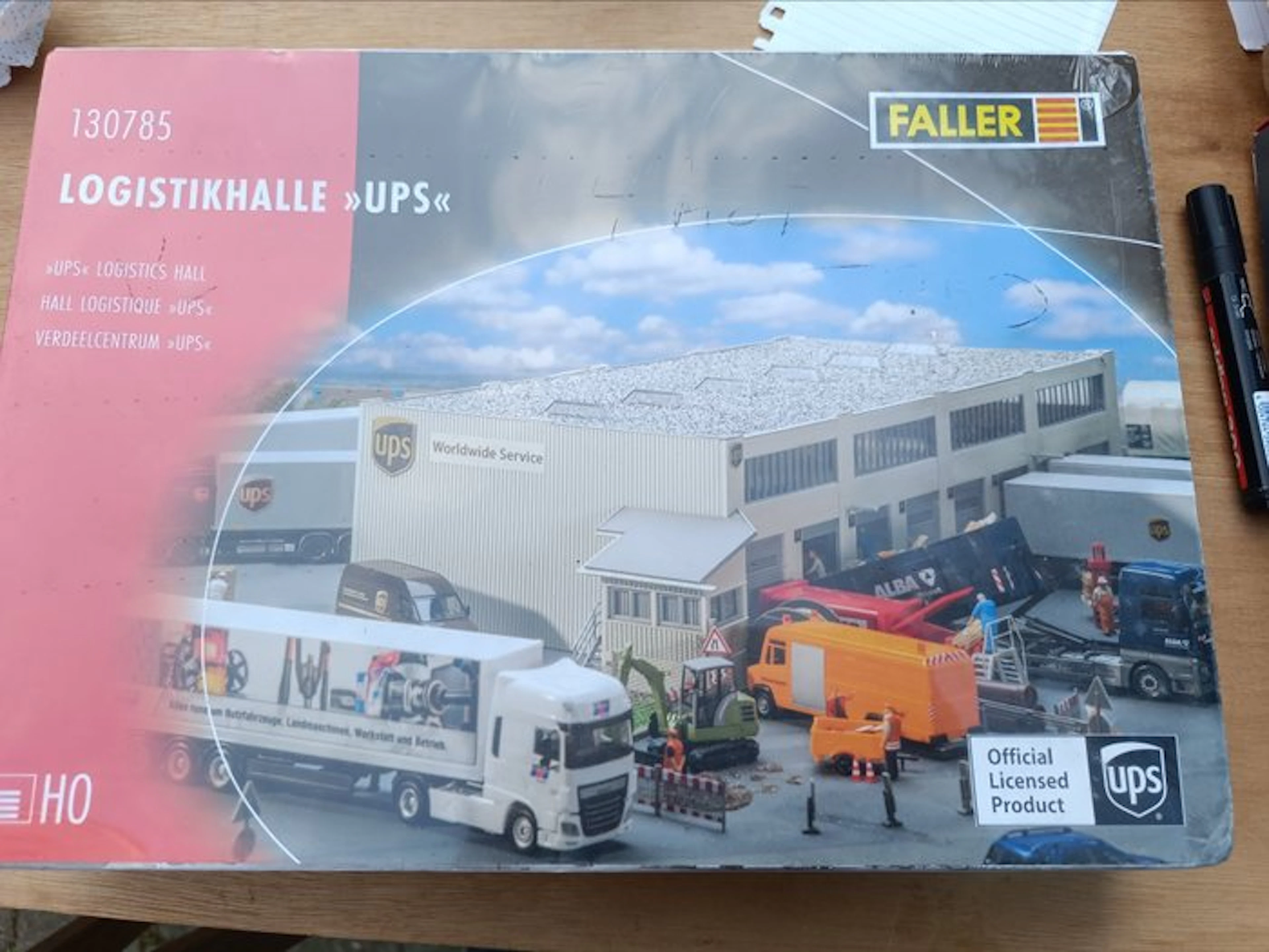 Faller H0 - 136785 - Model train buildings (1)