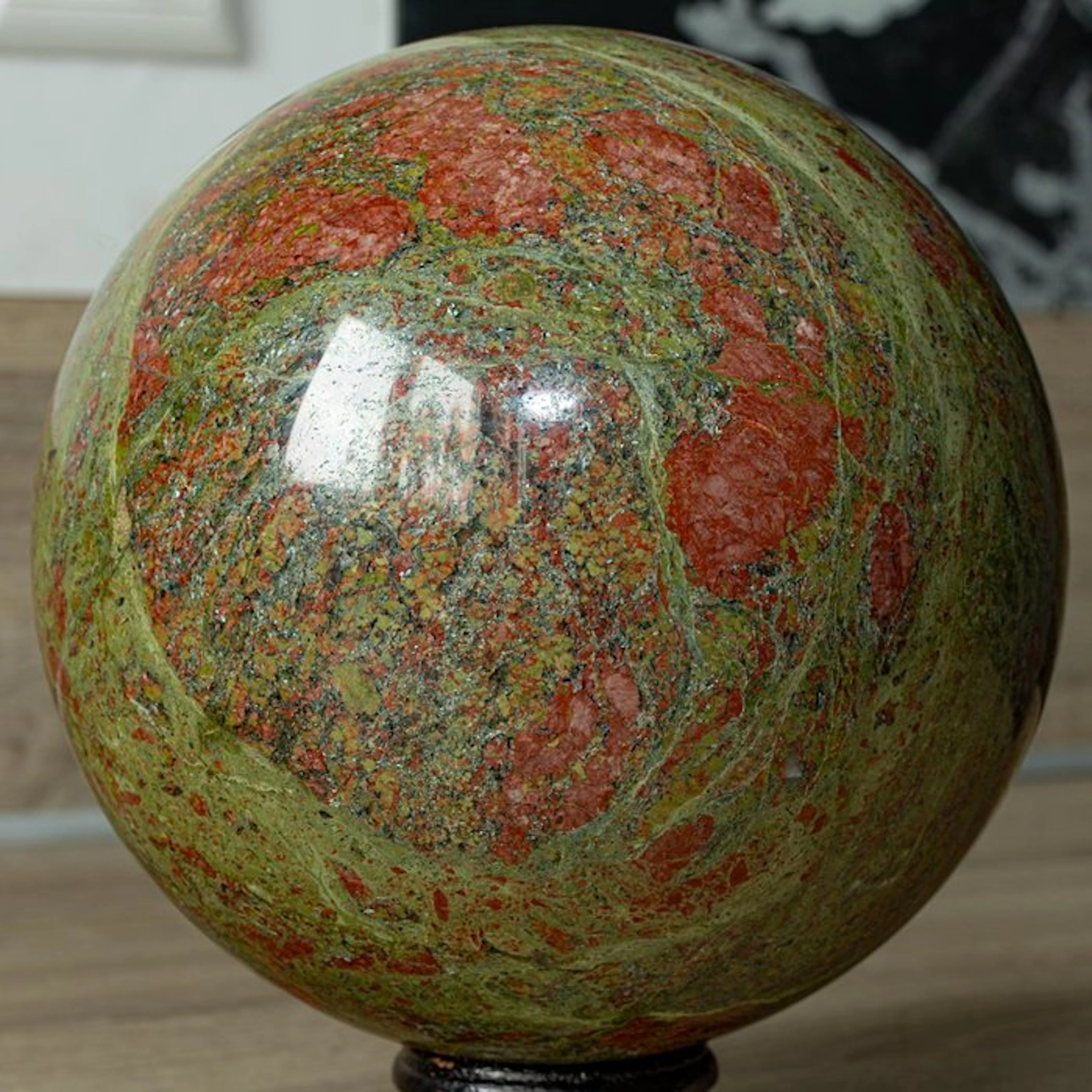 unakiet Fine quality Unakite Sphere - Height: 13.5 cm - Width: 13.5 cm- 3806 g