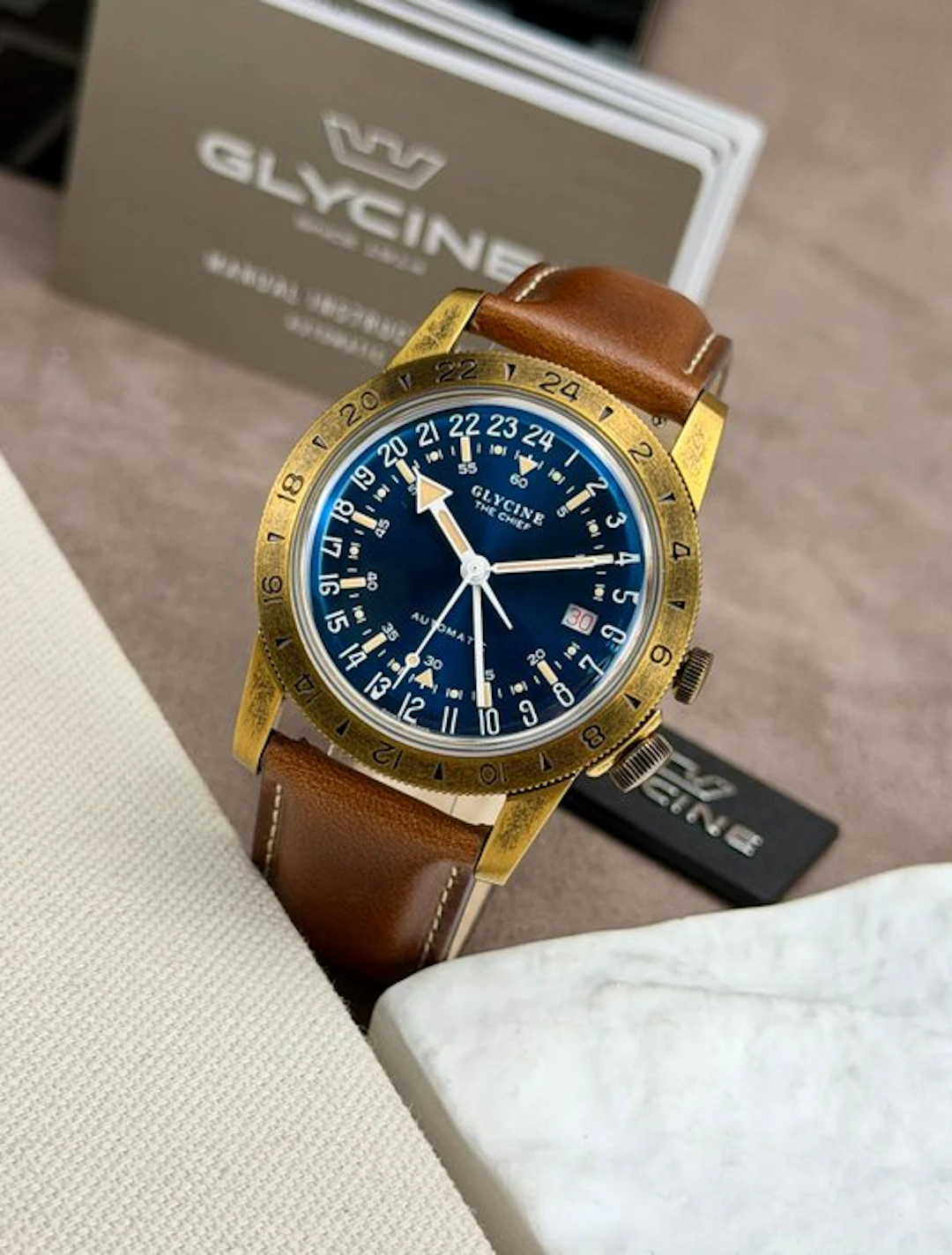 Glycine - Airman Vintage The Chief Automatic GMT Date...