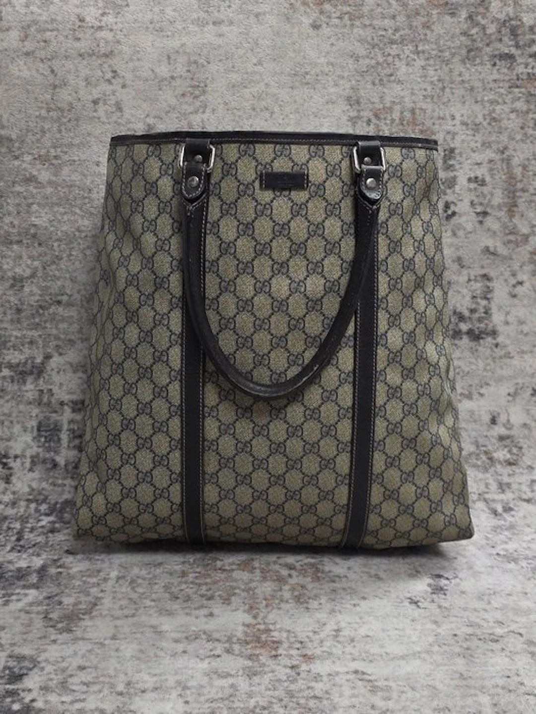 Gucci - GG Supreme - Handbag