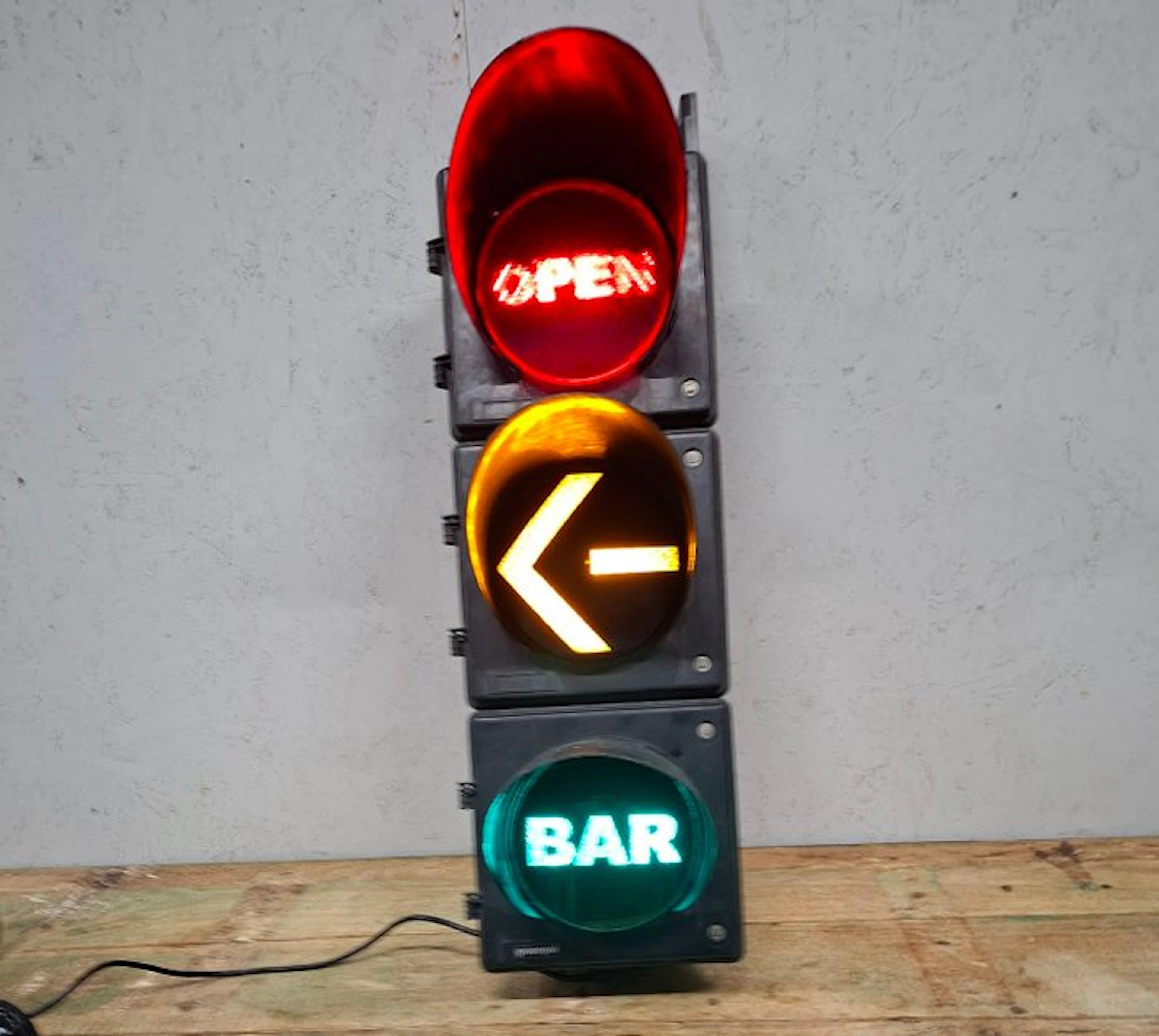 Traffic light - Plastic - Bar open stoplight