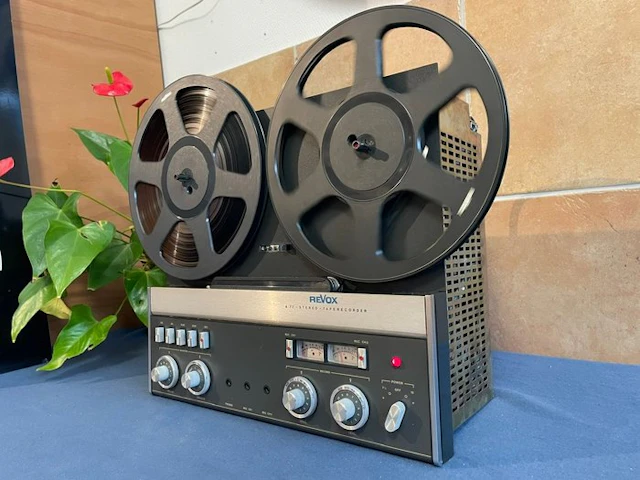 Revox - A-77 MK4 2-track Reel to reel deck 26 cm