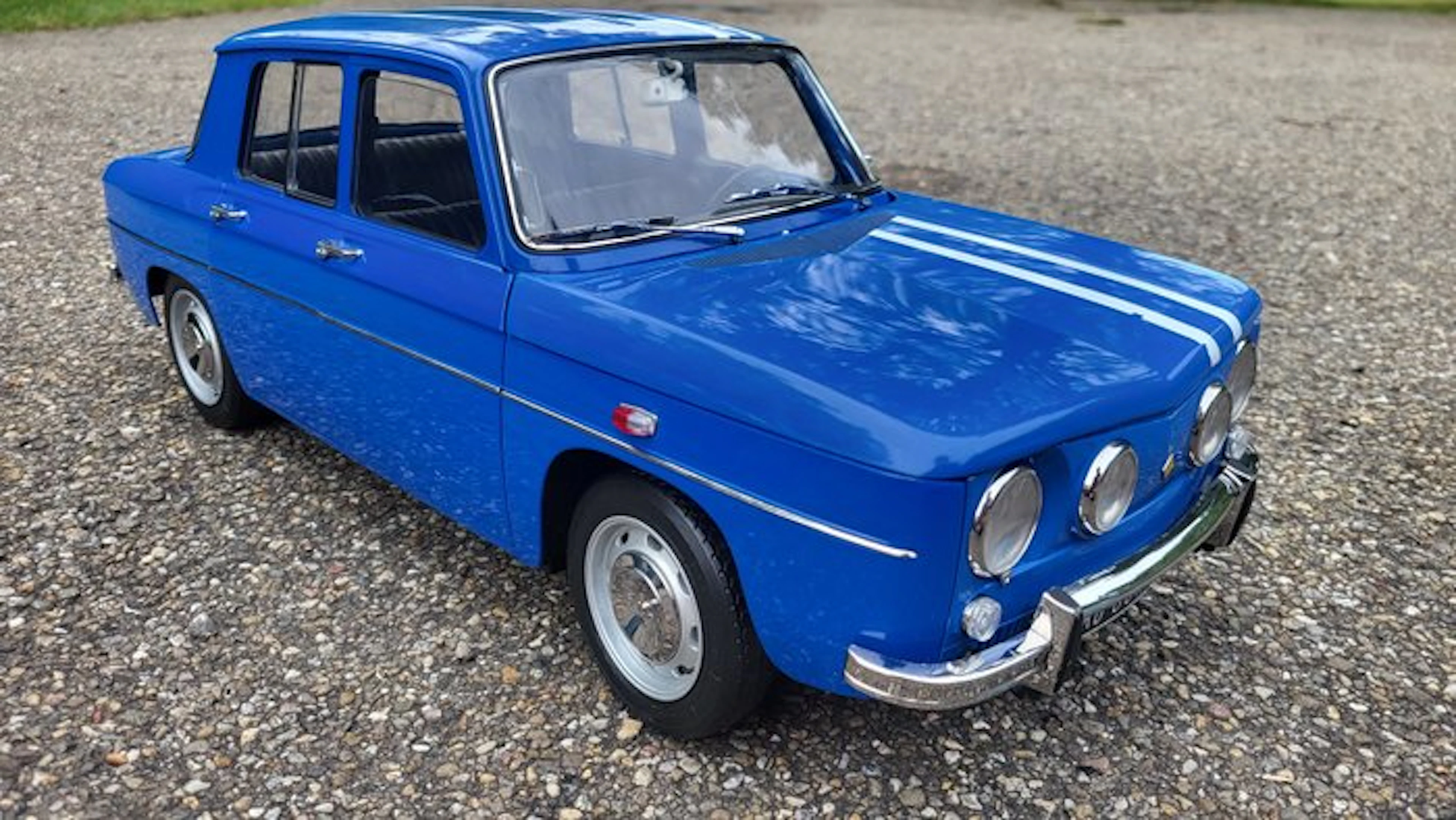 Eagle 1:8 - Model car - renault 8 gordini