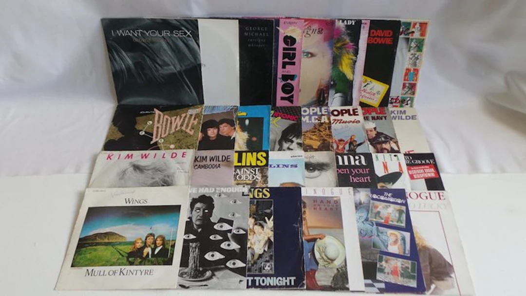 Various Artists/Bands in 1980's - 30 x 7" Singles feat