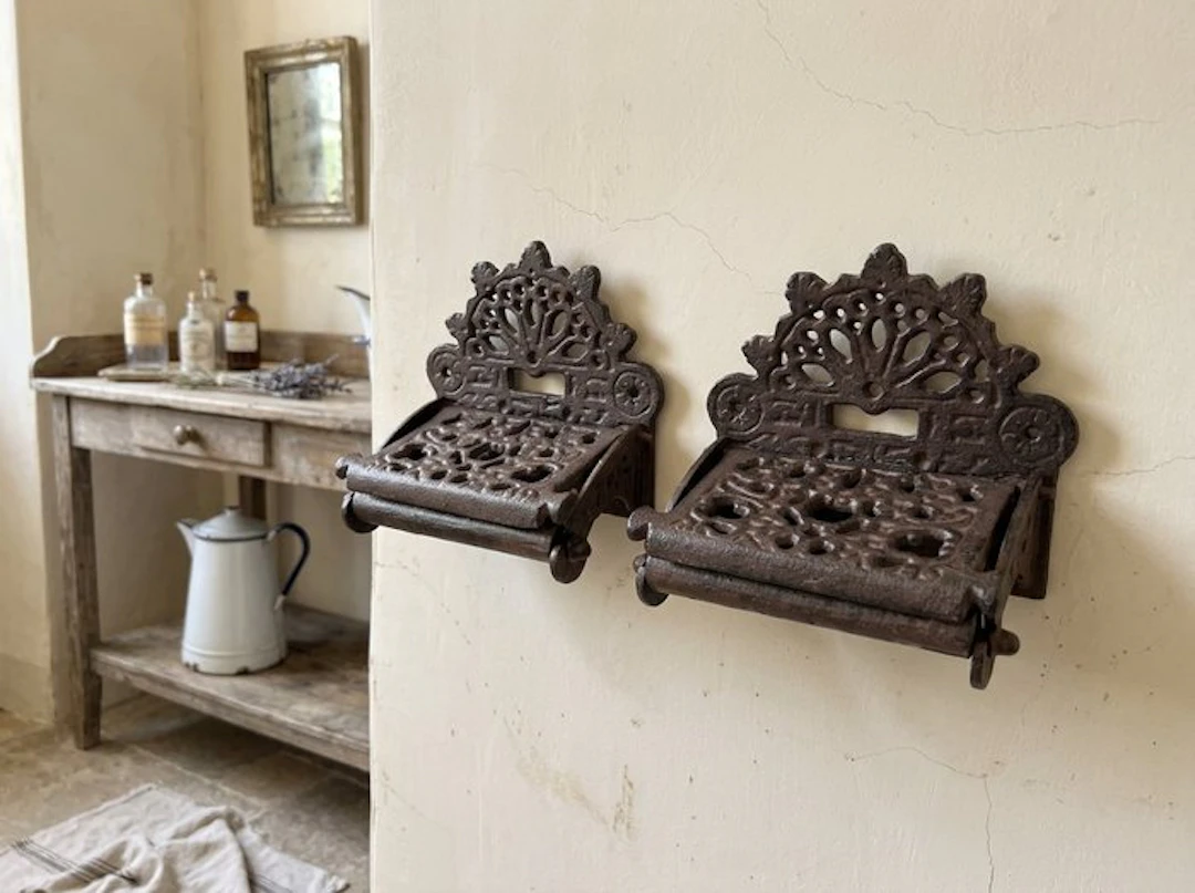Decorative ornament (2) - Europe - toilet roll holders