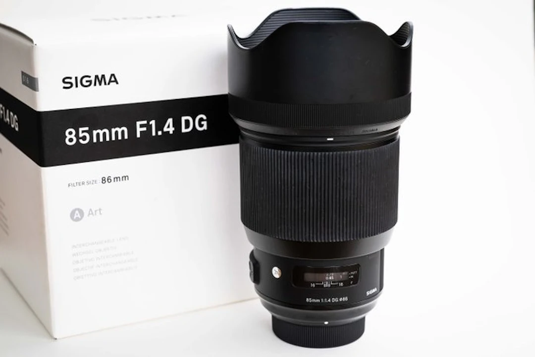 Sigma 85mm F/1.4 ART DG HSM Nikon FX + Hoya filter Prime lens