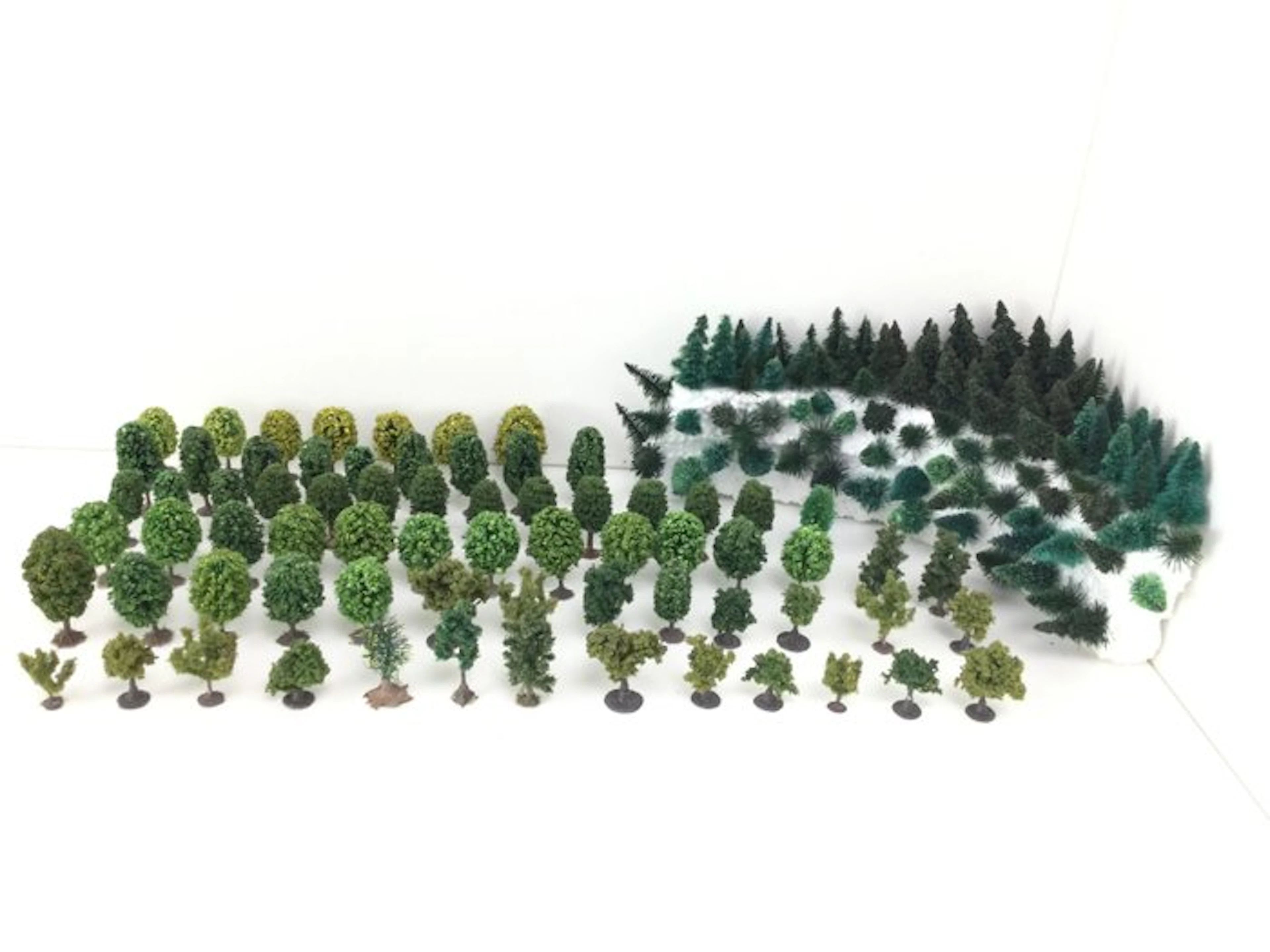 bomen Z - Model train scenery (169) - A sizeable assortment of attractive