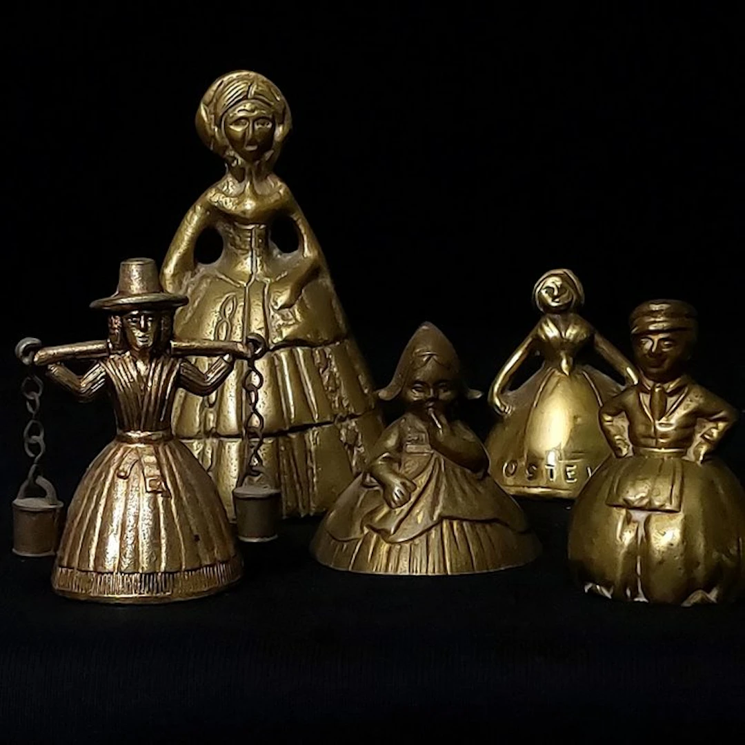 Figure - Lady Bells (5) - Brass