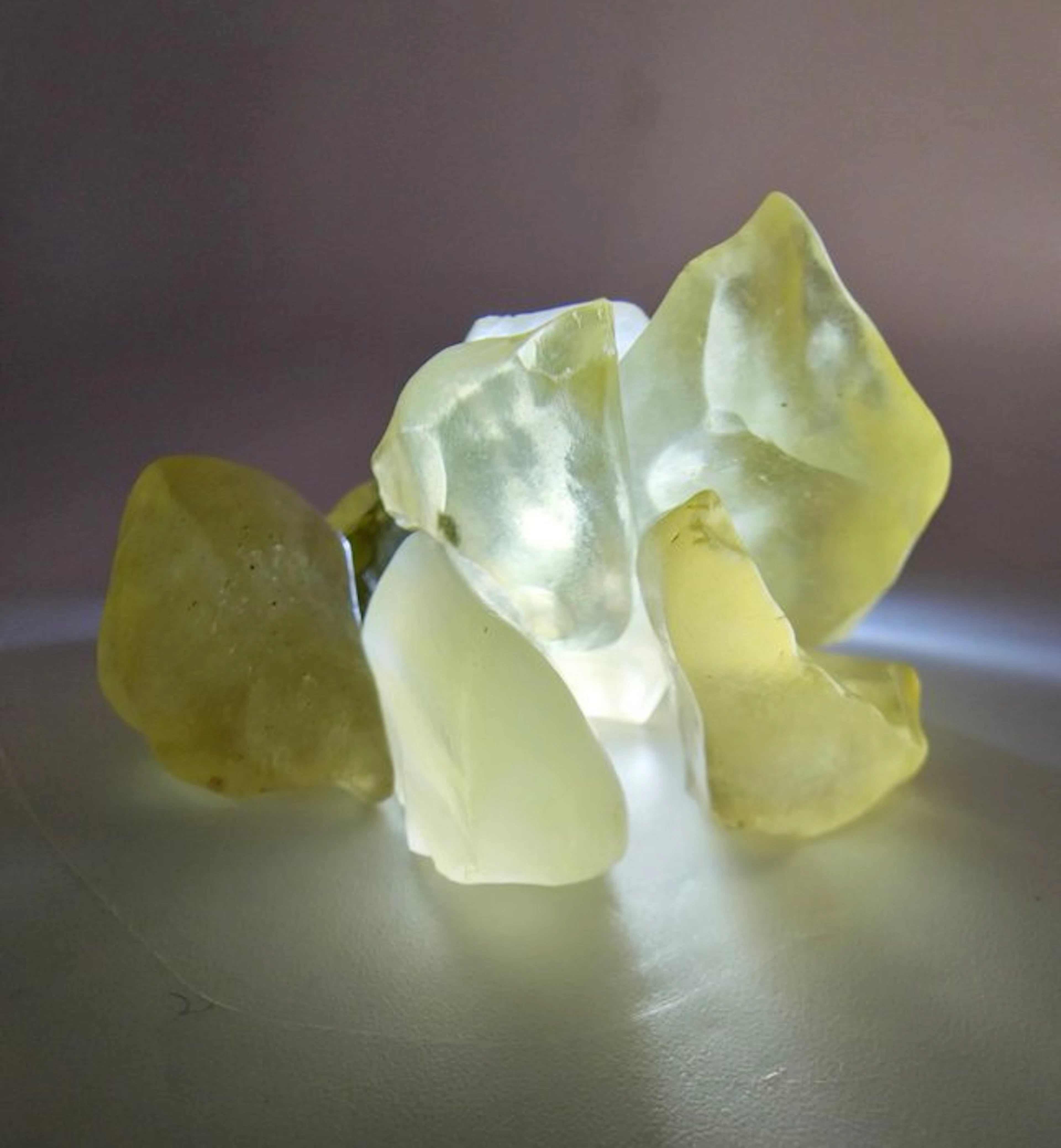 Libian desert glass (LDG). Impactite. - 52.52 g