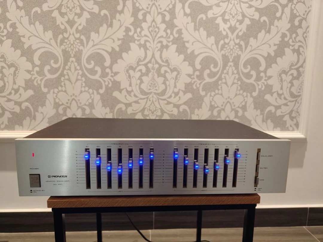Pioneer - SG-300 / 7-Band Stereo graphic equalizer