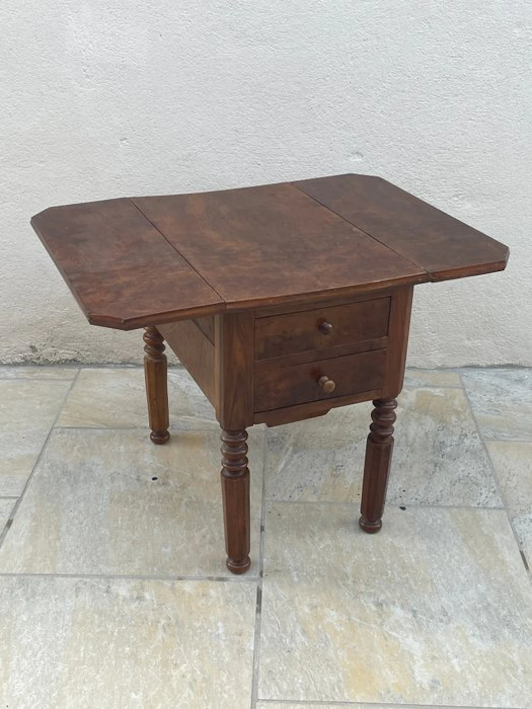 Table - Wood - Game table