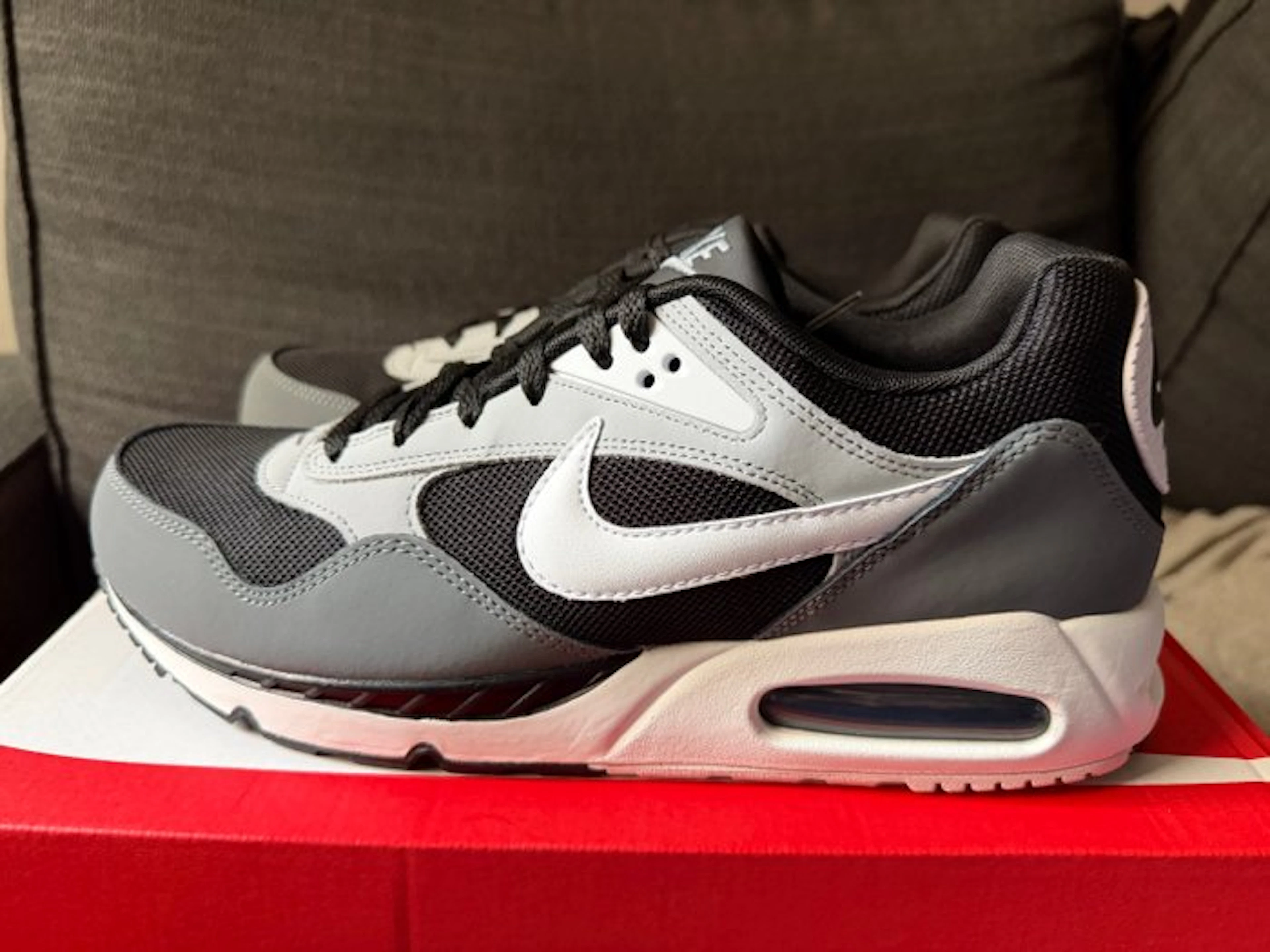 Nike - Air Max Correlate - Sneakers - Size: EU 44