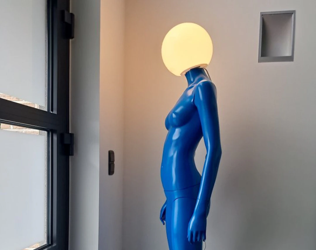 Hans Boodt - Mannequin - Kunstzinnige mannequin/lamp - Resin, polyester