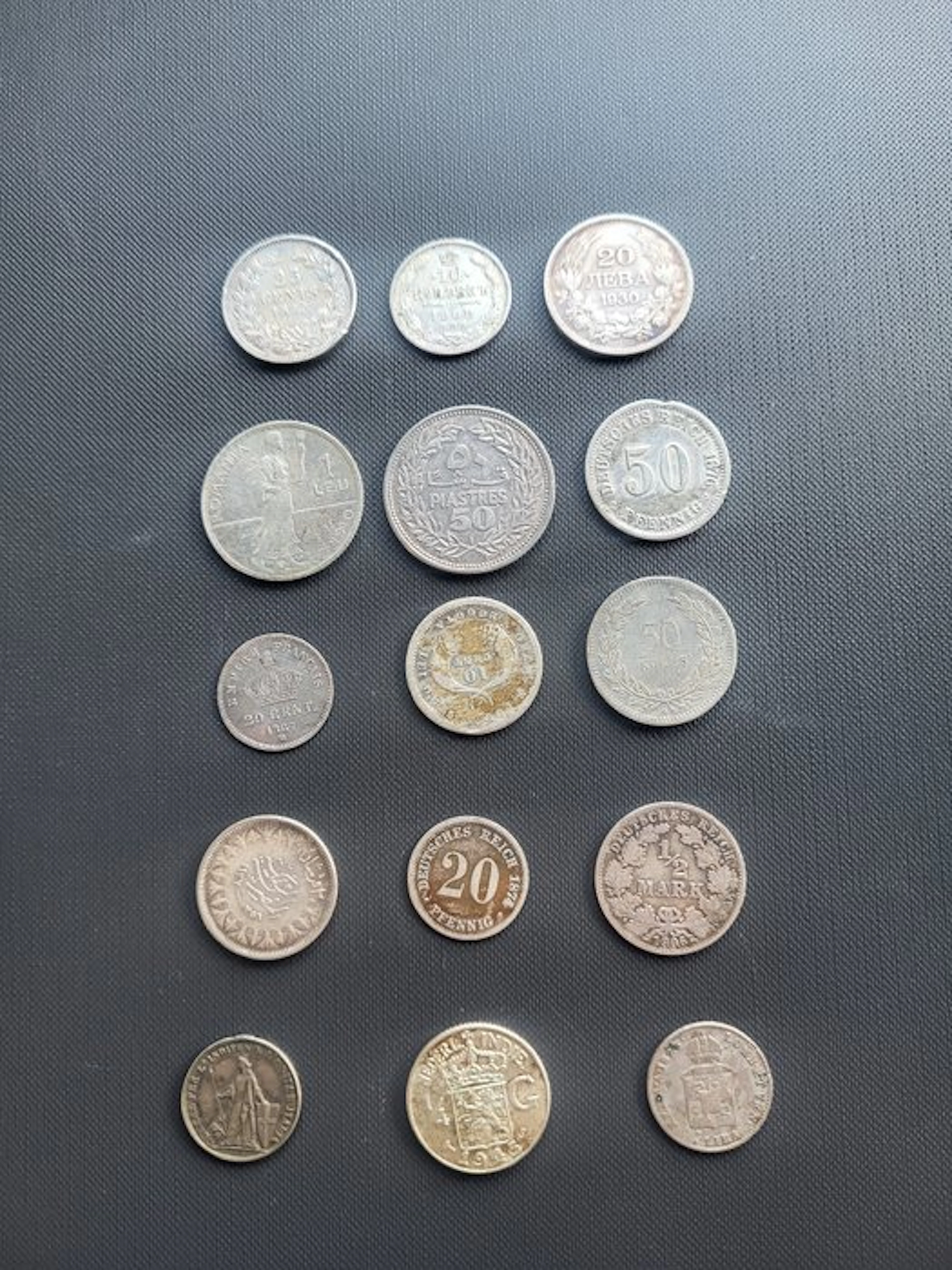 World. Collection of silver coins (No reserve price)