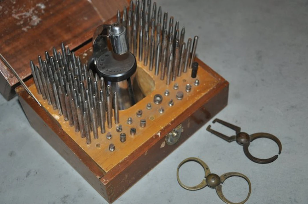 GF - Watch maker tools (3) Antique