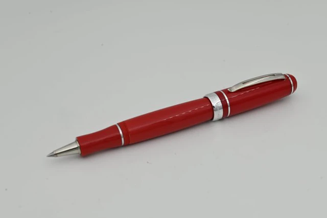 Marlen - M20 - Edizione Speciale in Resina Italiana rossa - Roller ball pen