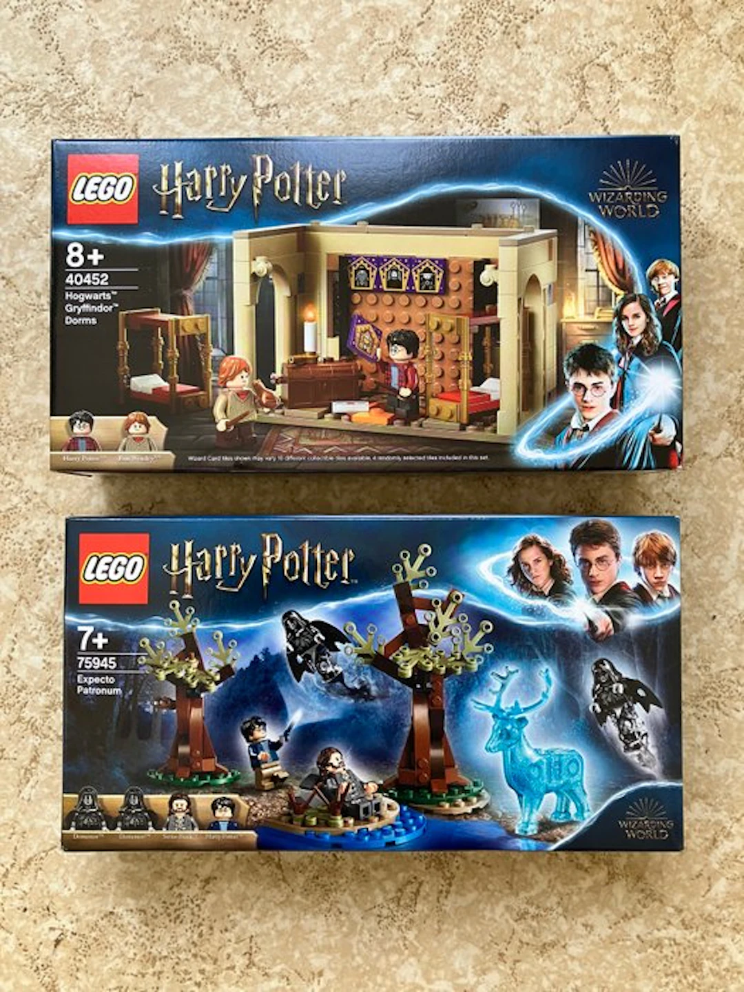 LEGO Set - Harry Potter - Hogwarts Gryffindor Dorms; Expecto Patronum