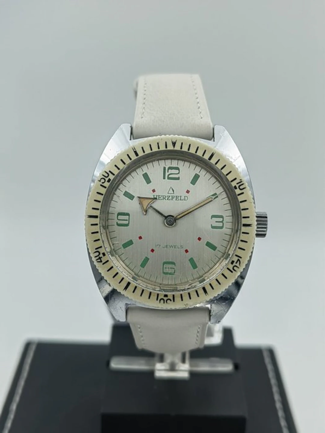 Herzfeld - Skin Diver - No reserve price - Men - 1960-1969