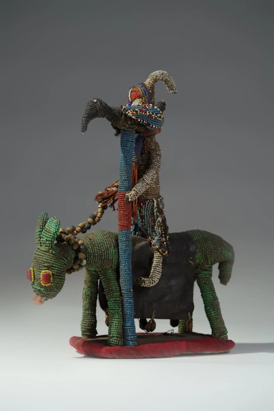 A beads sculpture - Yoruba - Nigeria (No reserve price)