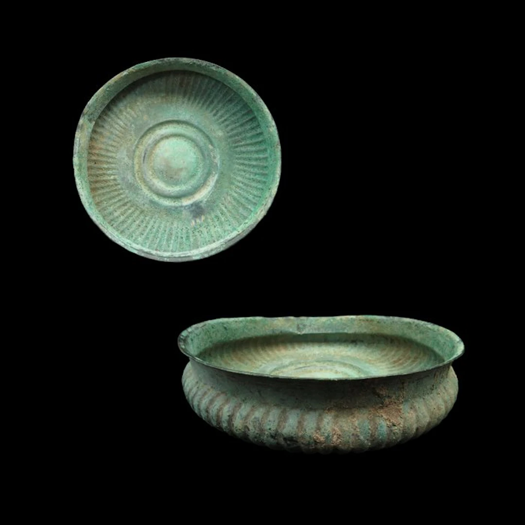 Ancient Greek Bronze decorated Phiale - 1.9 cm