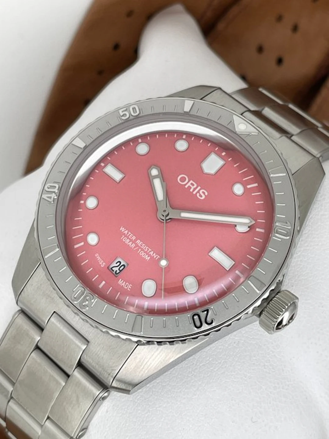 Oris - Divers Sixty Five Cotton Candy Automatic Pink - 01...