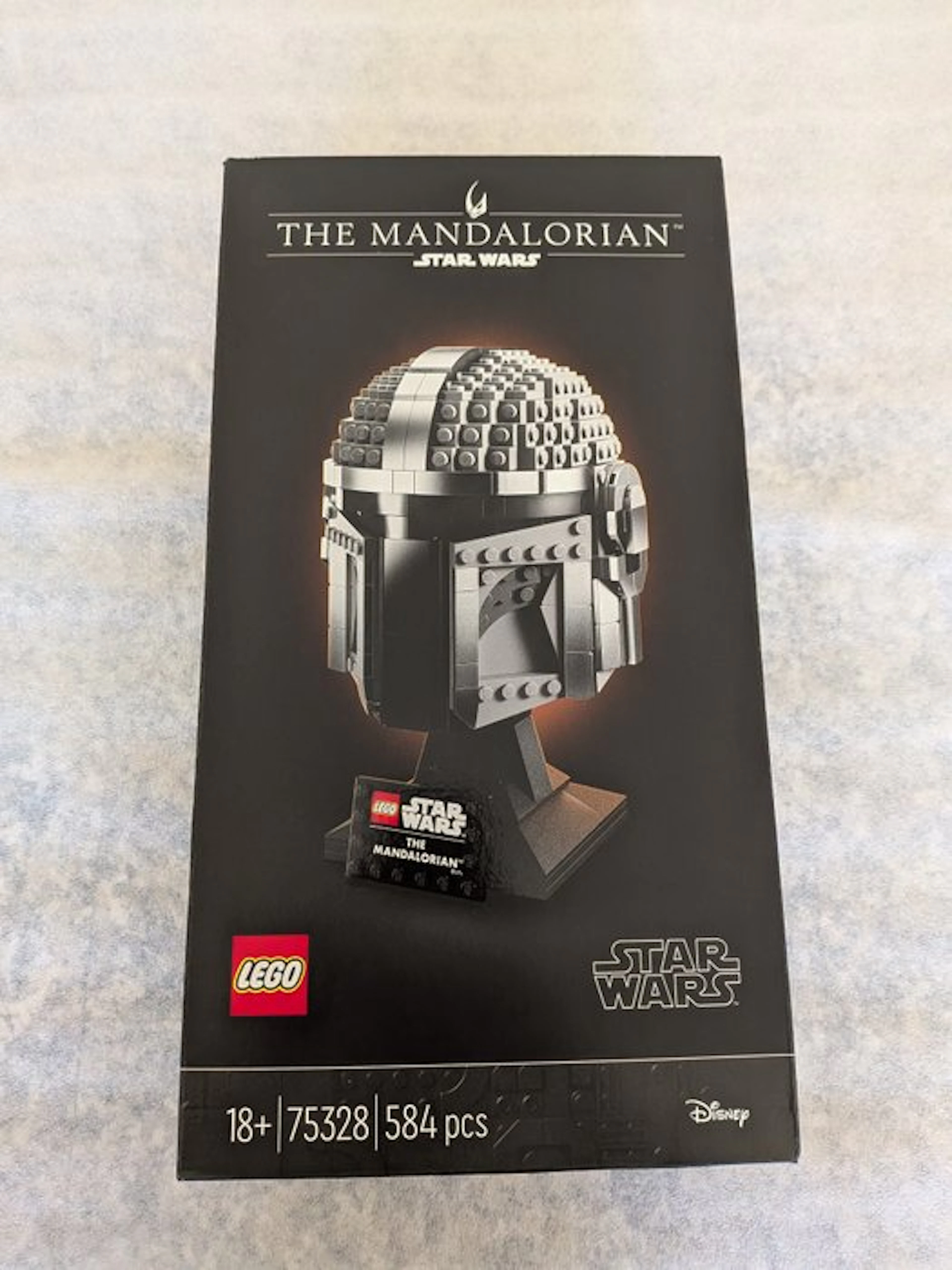LEGO Set - 75328 - Star Wars - The Mandalorian Helmet