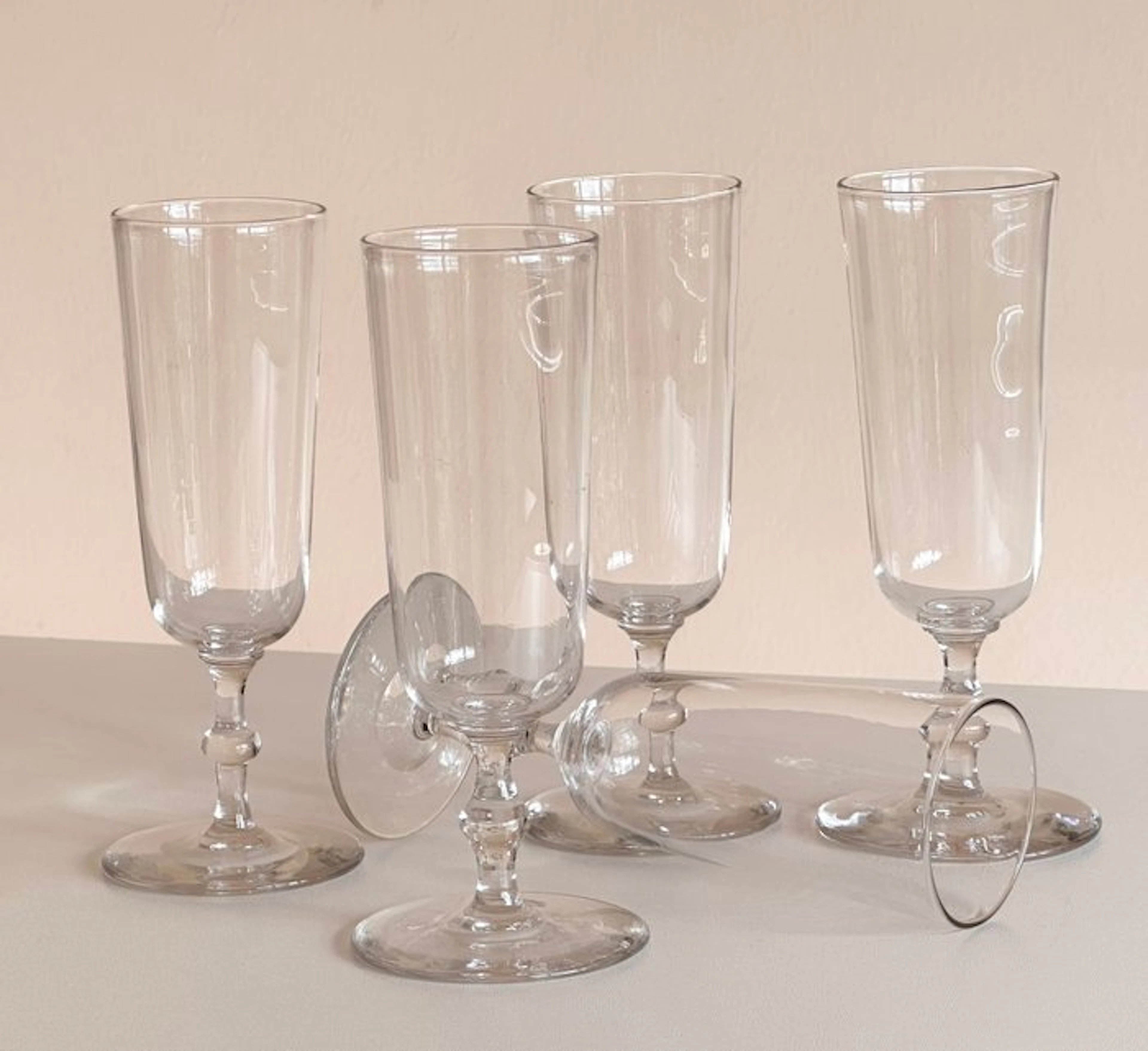 Baccarat - Champagne flute (5) - Cylindrique jambe droite...
