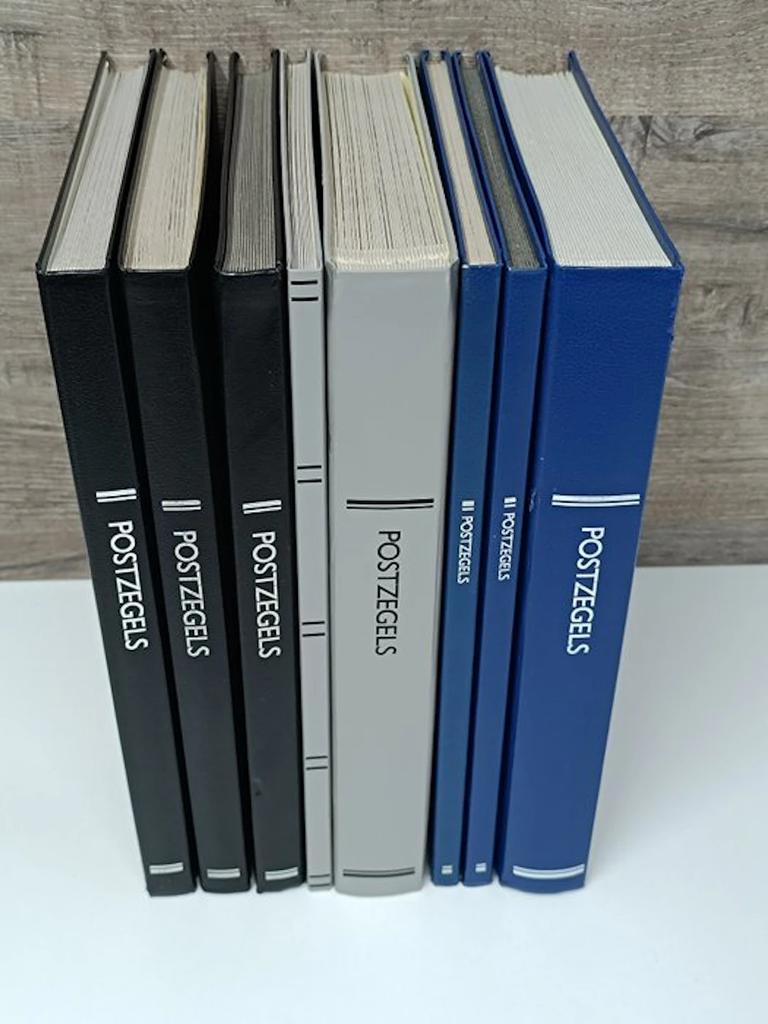 Accessories - large-format stamp albums 8x