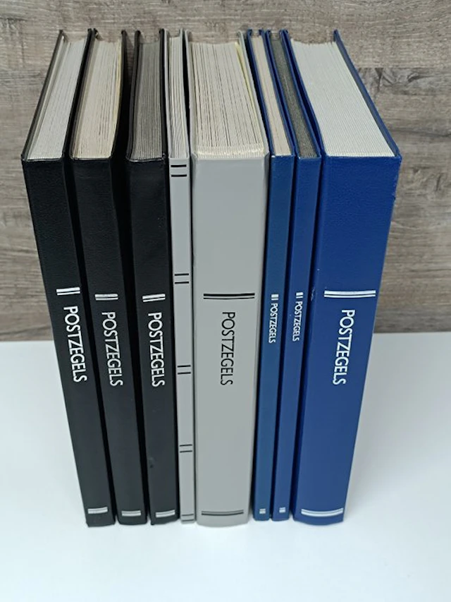 Accessories - large-format stamp albums 8x