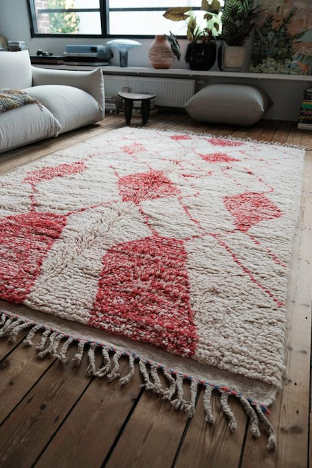 karpet - Handmade Berber Beni Ouarain rug with geometric patterns
