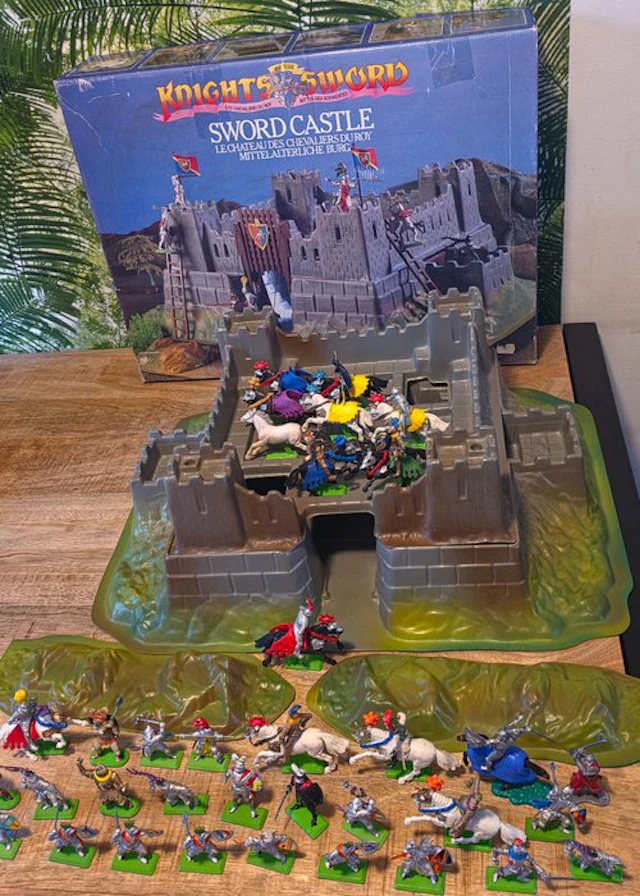 Britains - Toy Sword Castle - 1970-1980 - U.K.