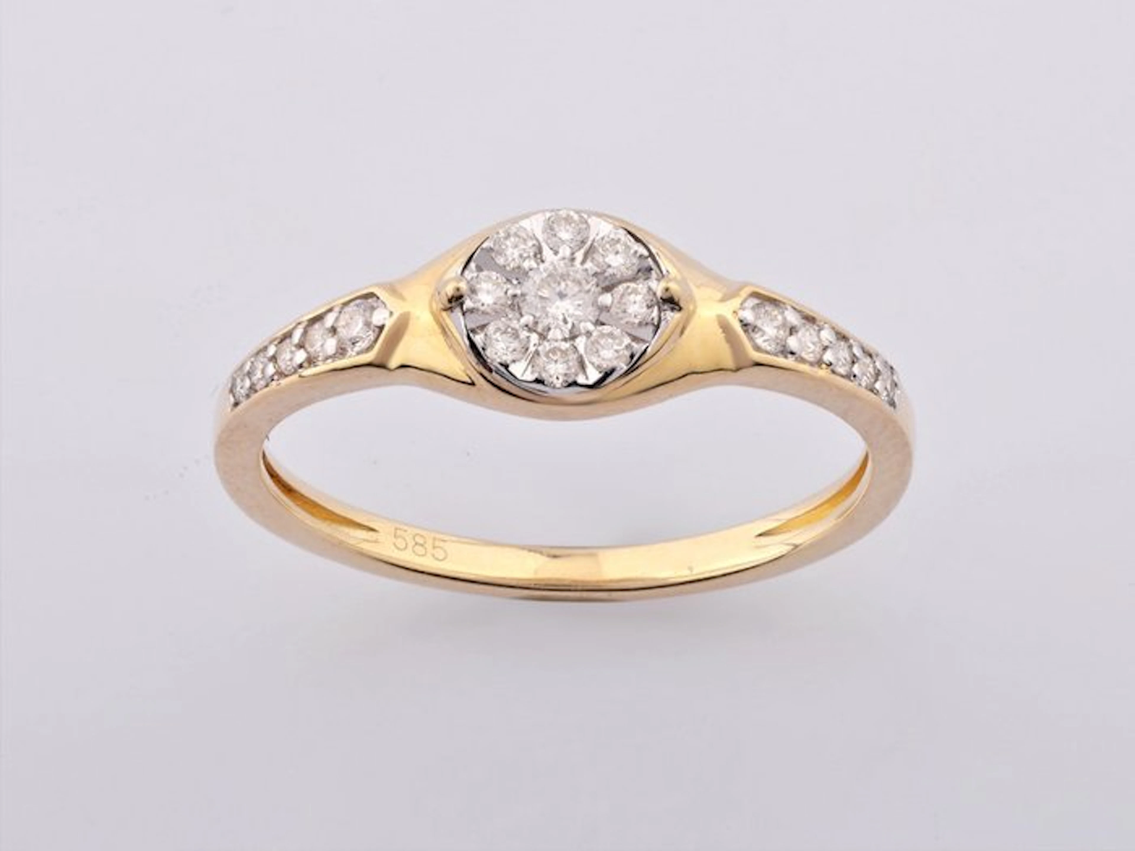 Ring - 14 kt. Yellow gold - 0.19ct. tw. Diamond (Natural)