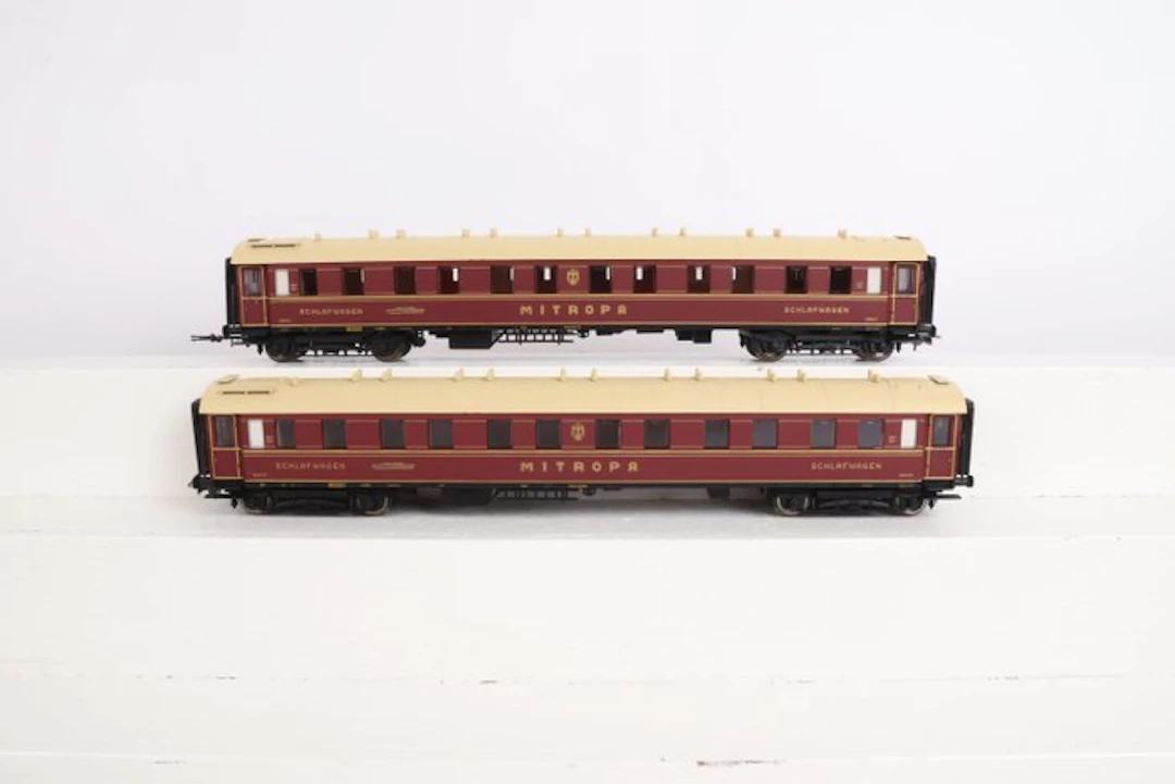 Liliput H0 - L382803 - Model train passenger carriage set...