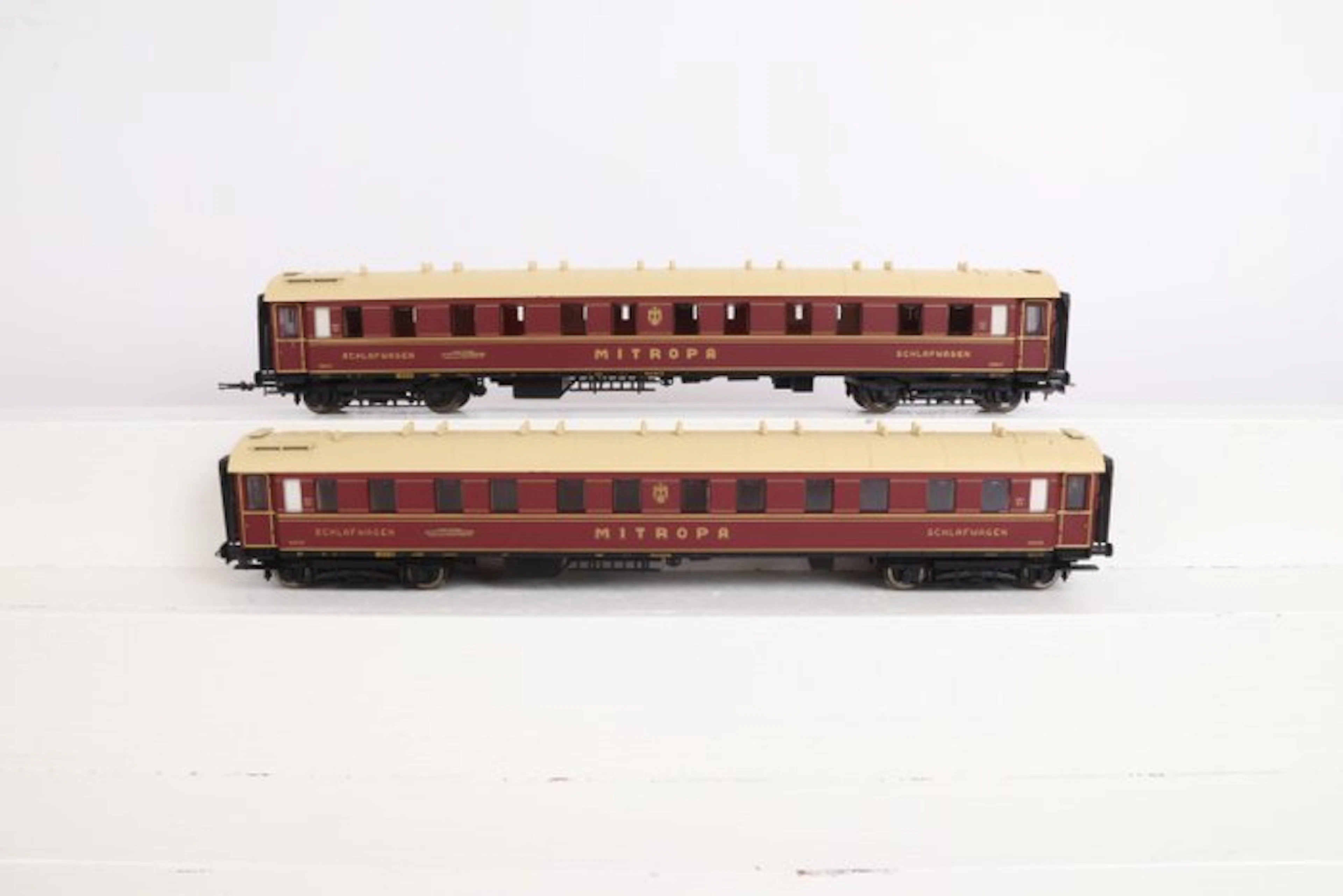 Liliput H0 - L382803 - Model train passenger carriage set...