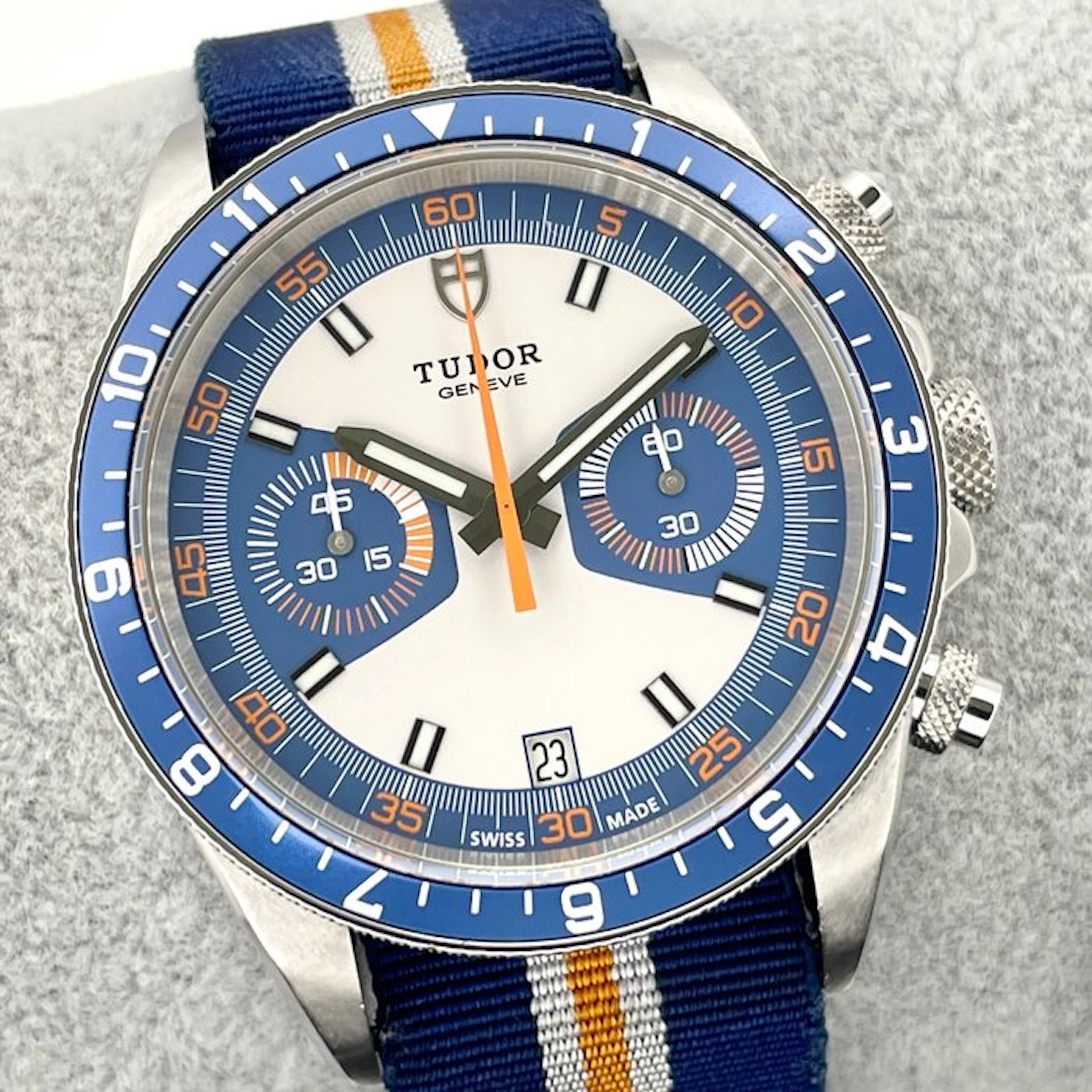 Tudor - Heritage - 70330B - Men - 2021