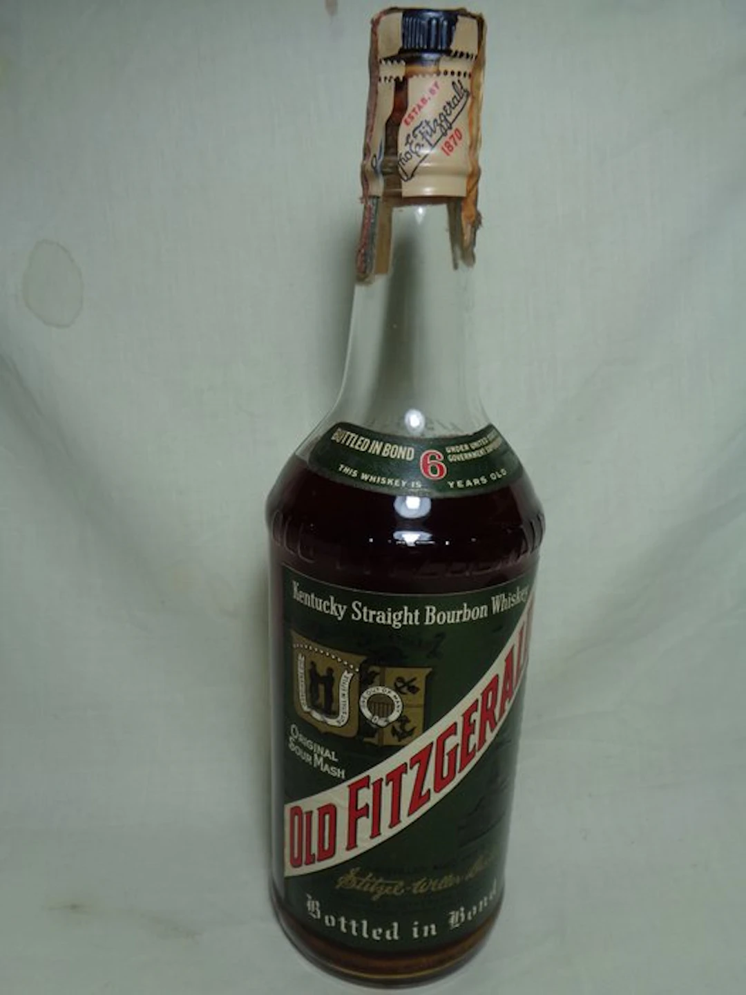 Old Fitzgerald 6 years old Bottled in Bond - 86 Proof - Stitzel-Weller - b