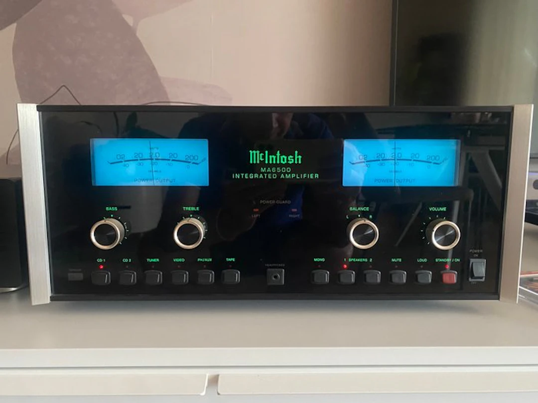 McIntosh - MA6500 Solid state integrated amplifier
