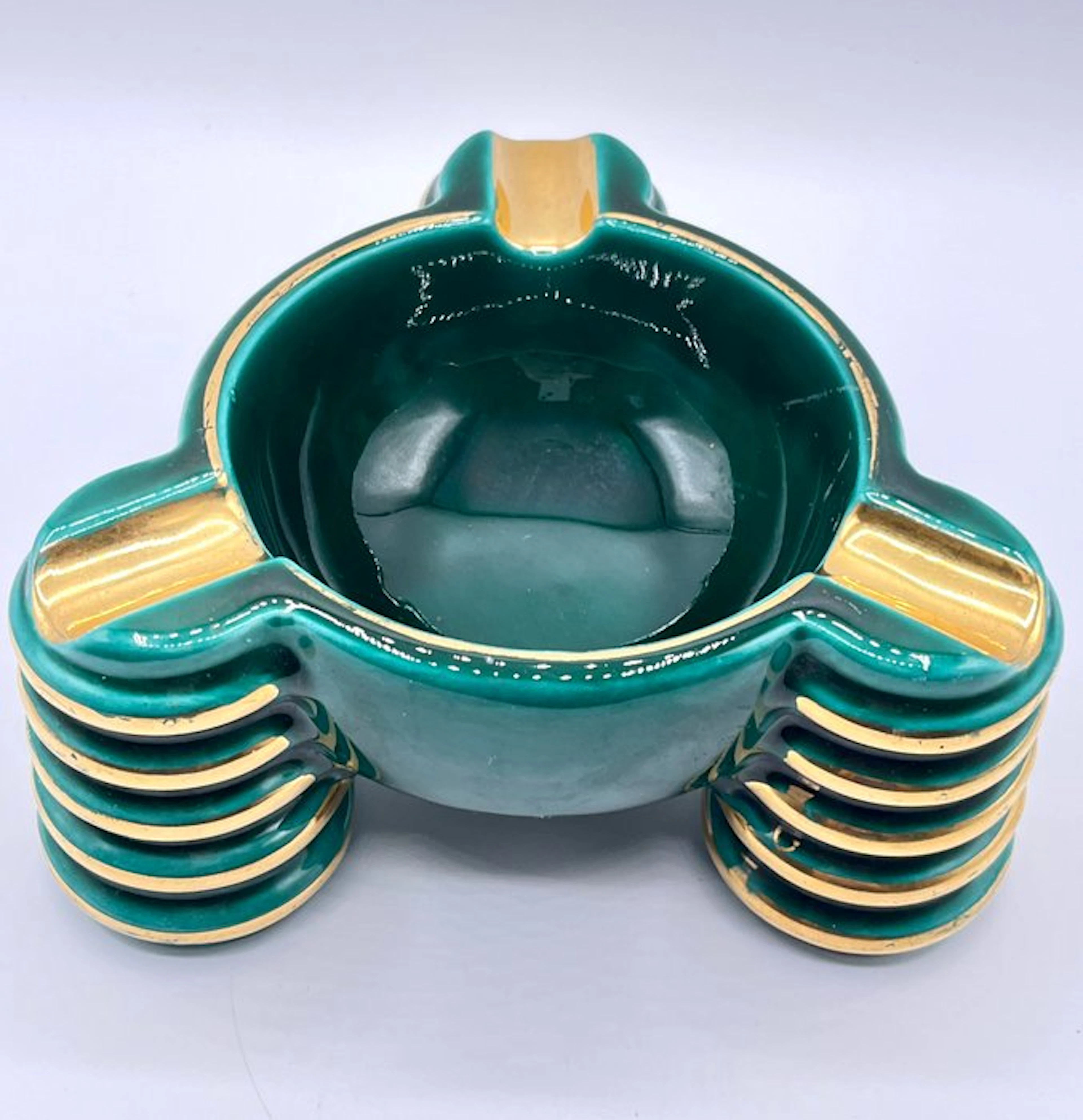 Ateliers d'art à Montoire-sur-le-Loir (France) - Ashtray...