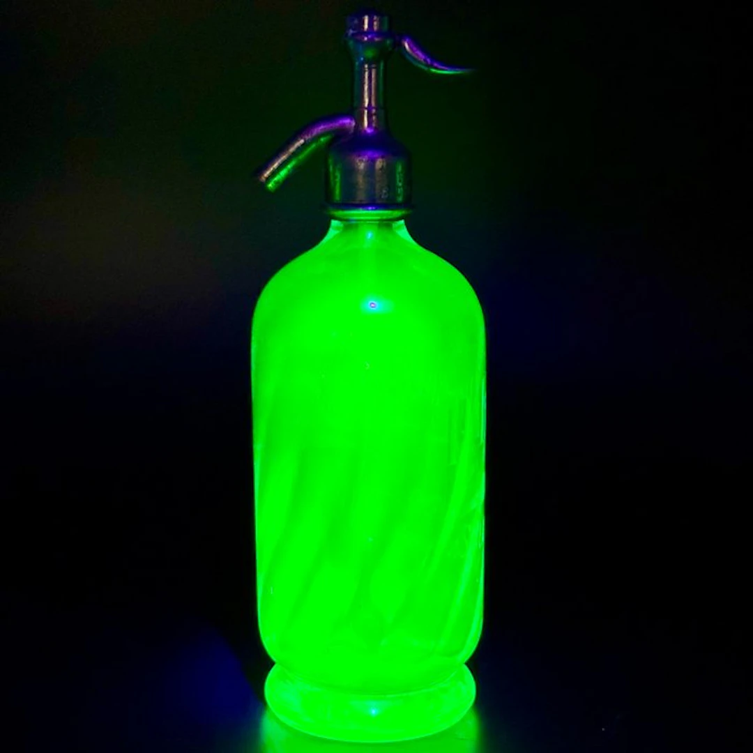 C.S.T.S. Czechoslovakia - Siphon Art Deco - BLUE URANIUM GLASS