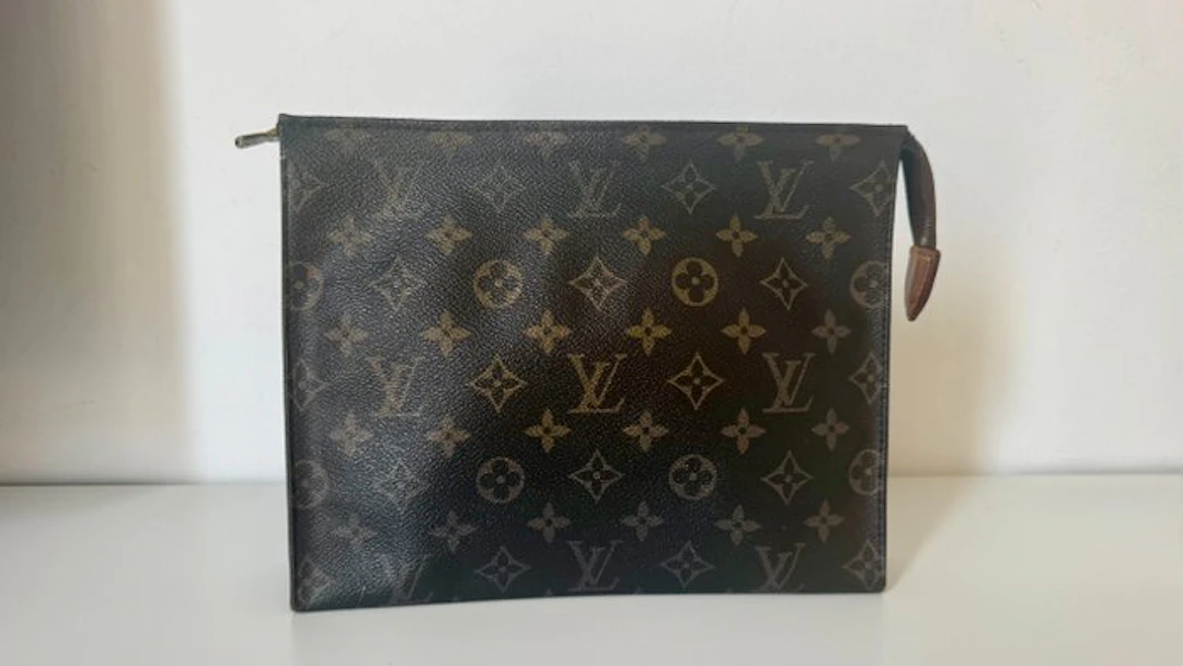 Louis Vuitton - Pochette Toilette - Fashion accessories set