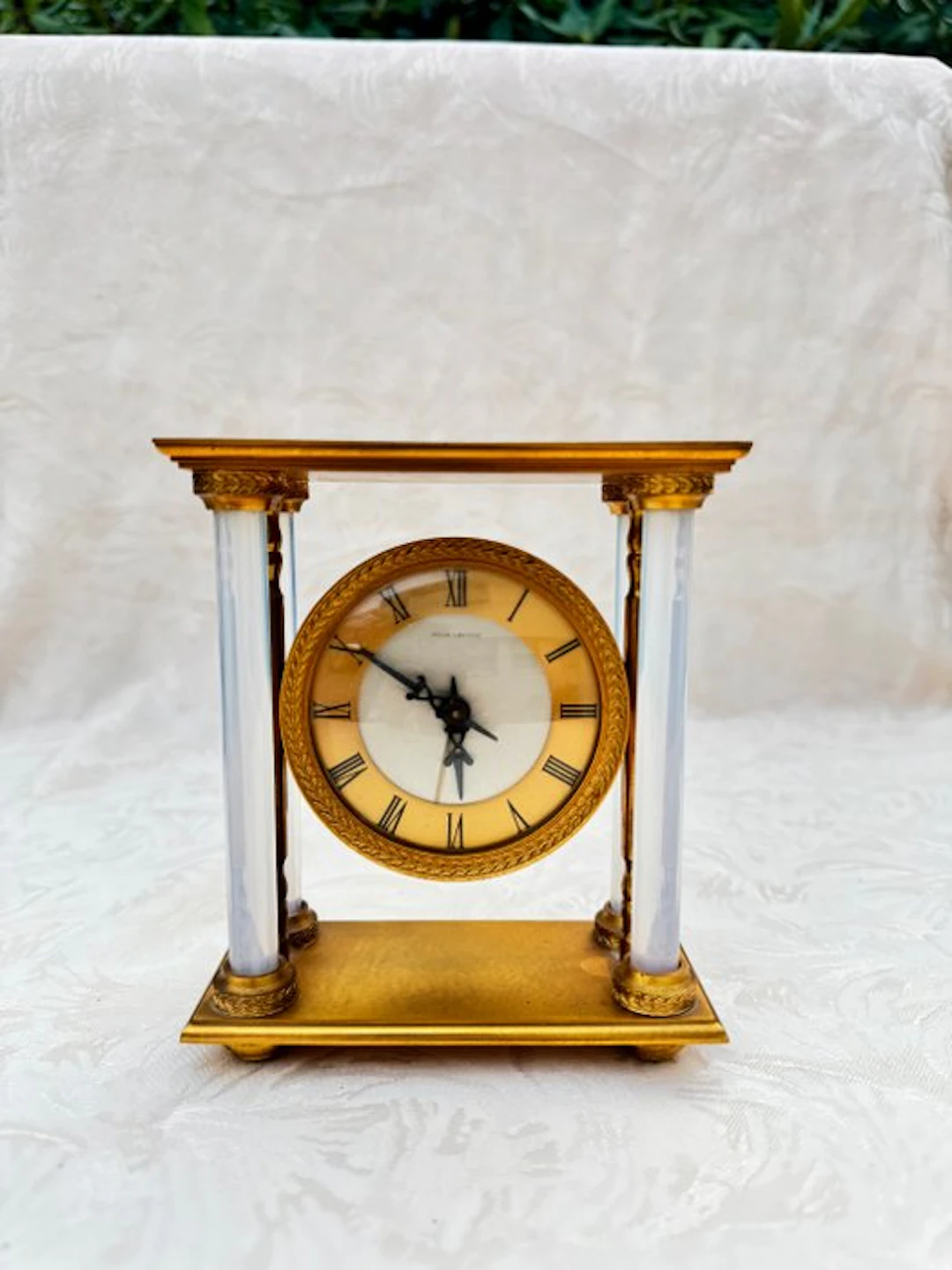 Portico clock - Charles Hour/ Hour Lavignes - - Gilt bronze