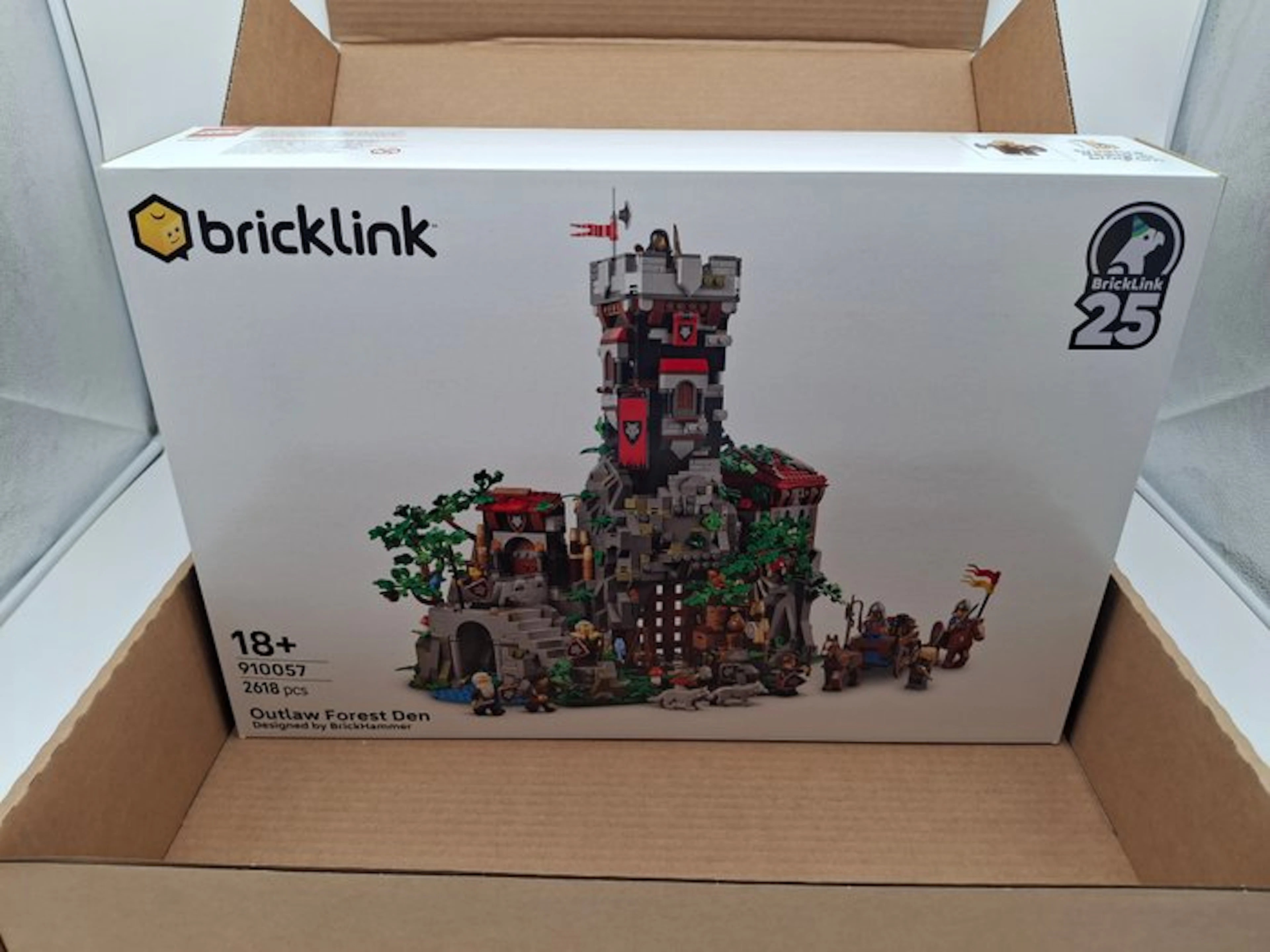 LEGO Set - 910057 - BrickLink Designer Program, Castle - Outlaw Forest Den