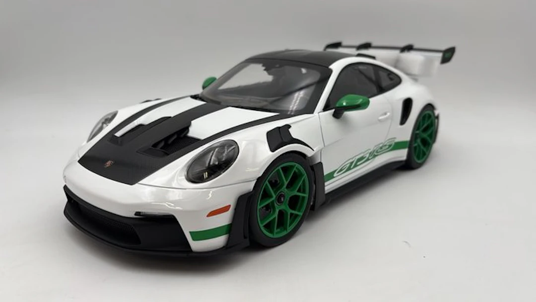 Norev 1:12 - Model car - Porsche 911 GT3 RS w/Weissach...