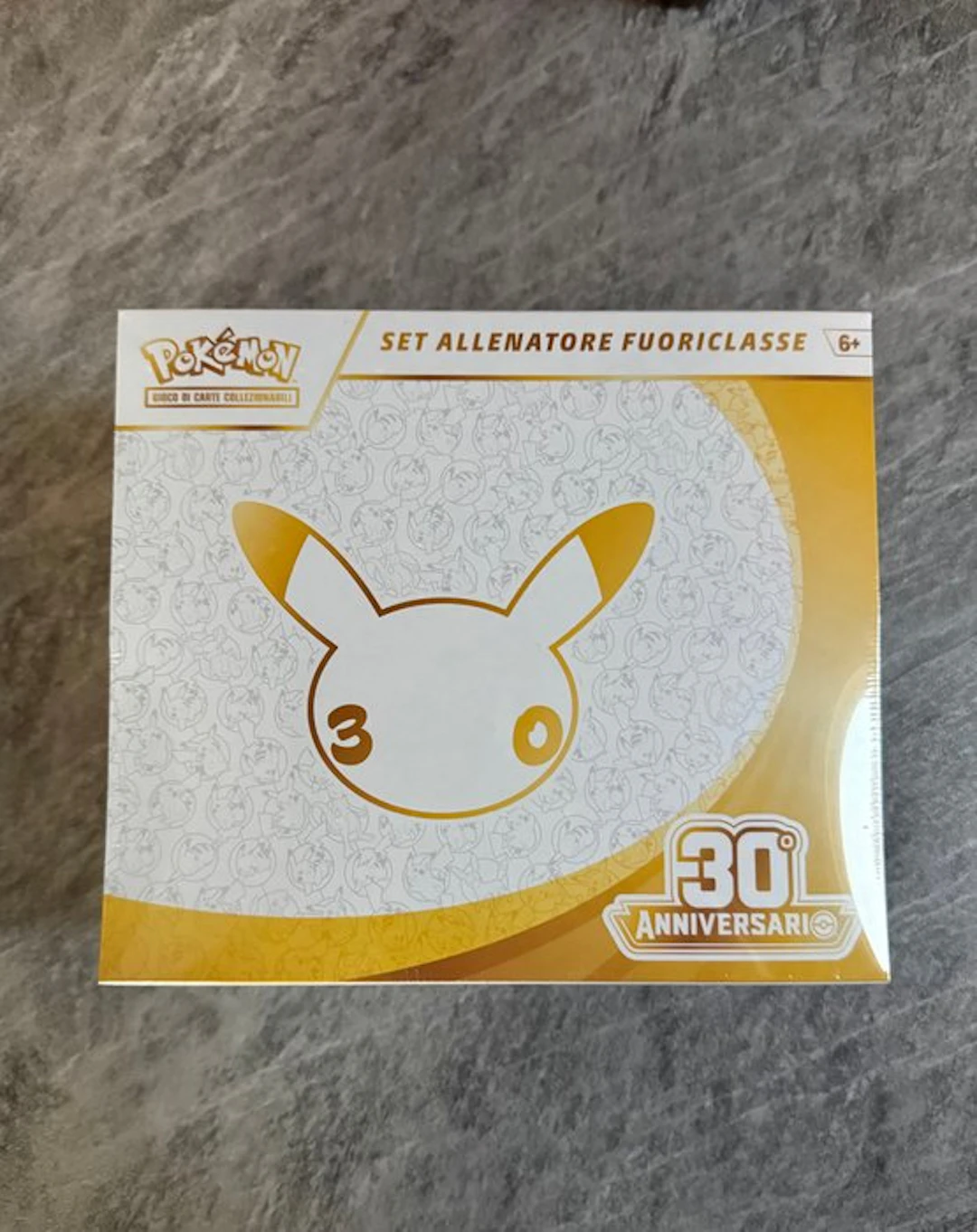 Pokémon - 1 Sealed box - Various sets