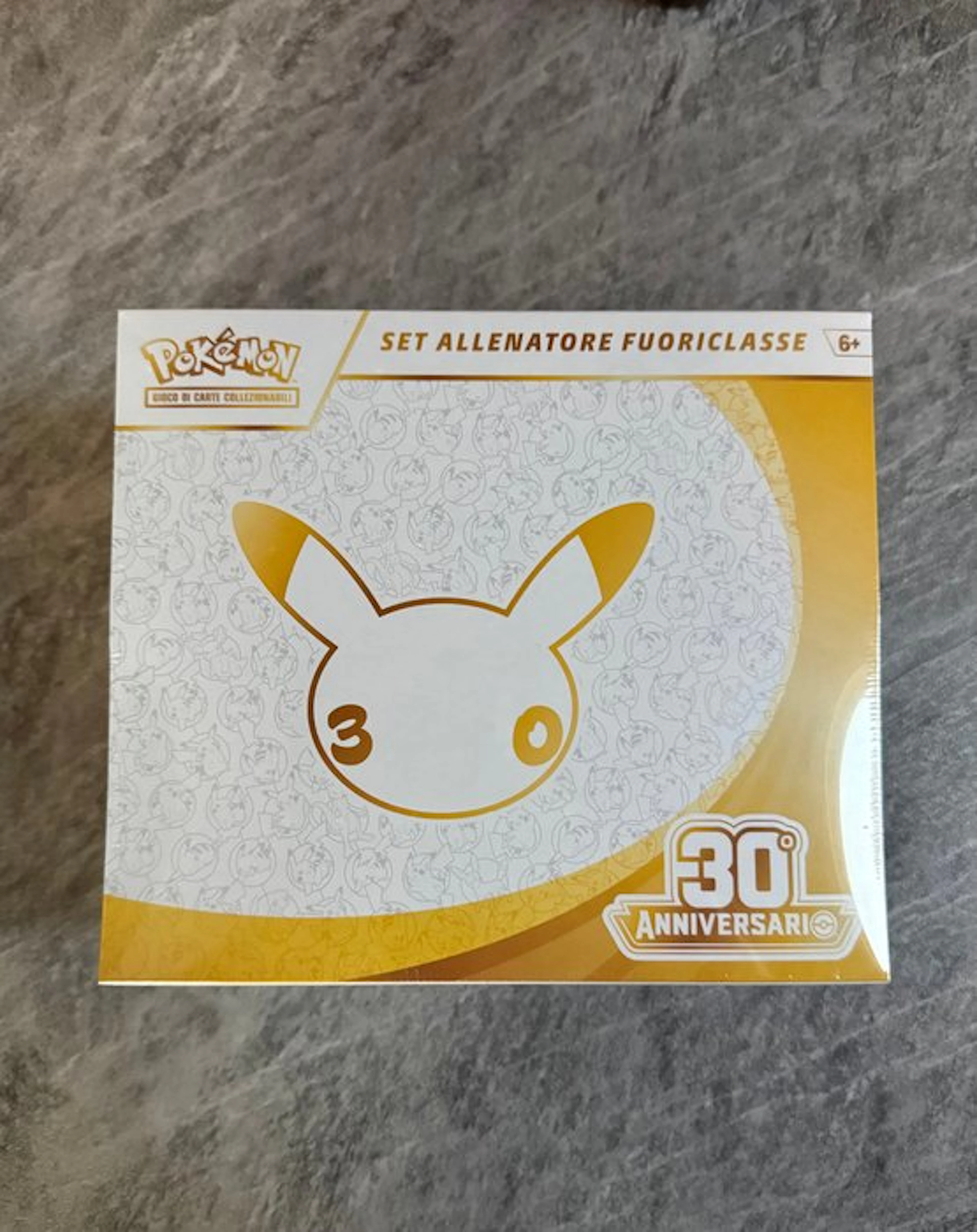Pokémon - 1 Sealed box - Various sets