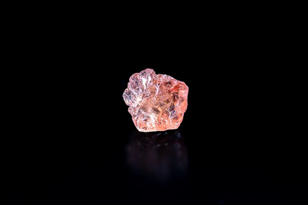MAGNIFICENT SPINEL - MYANMAR 1.40 carats — NO RESERVE...