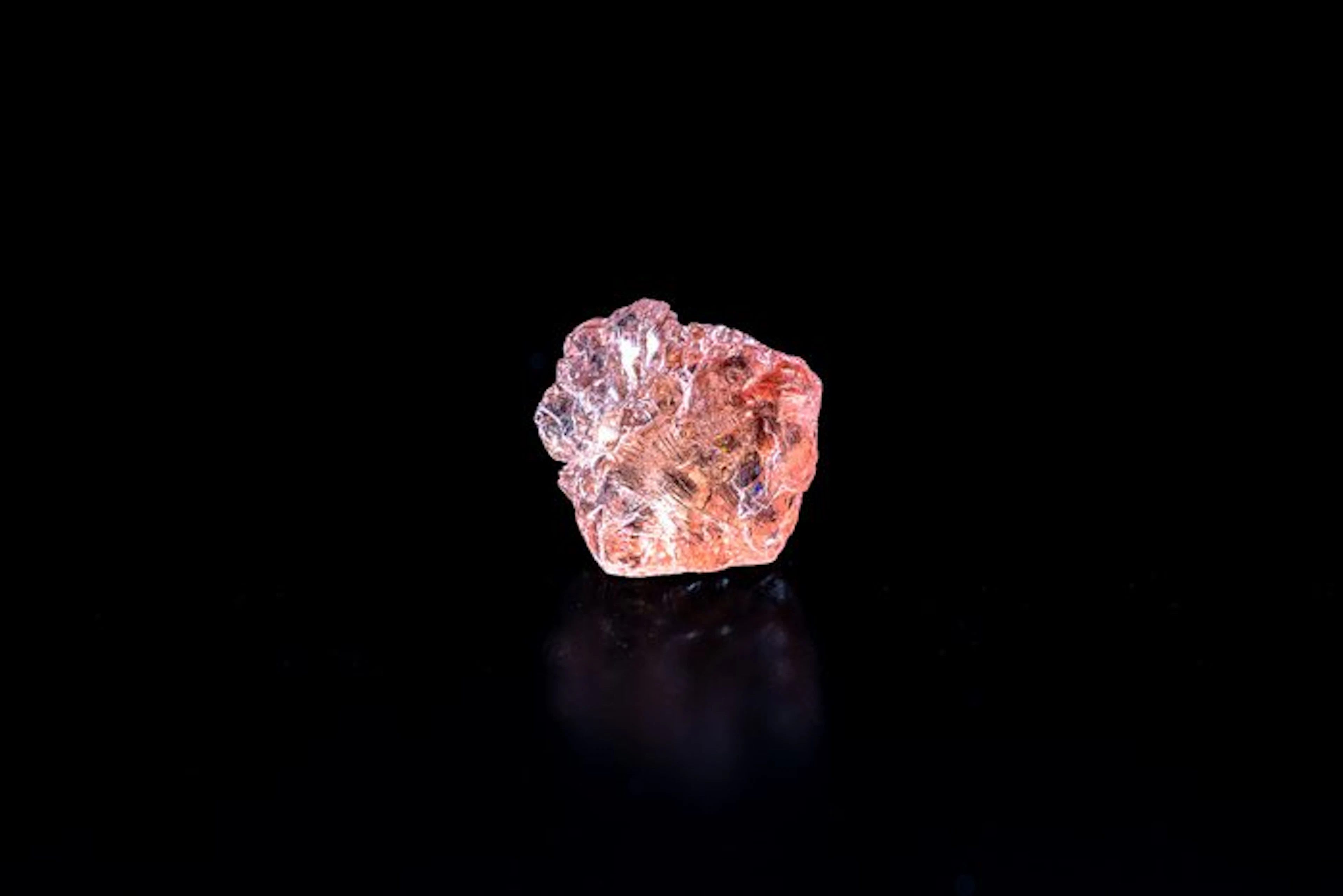 MAGNIFICENT SPINEL - MYANMAR 1.40 carats — NO RESERVE...