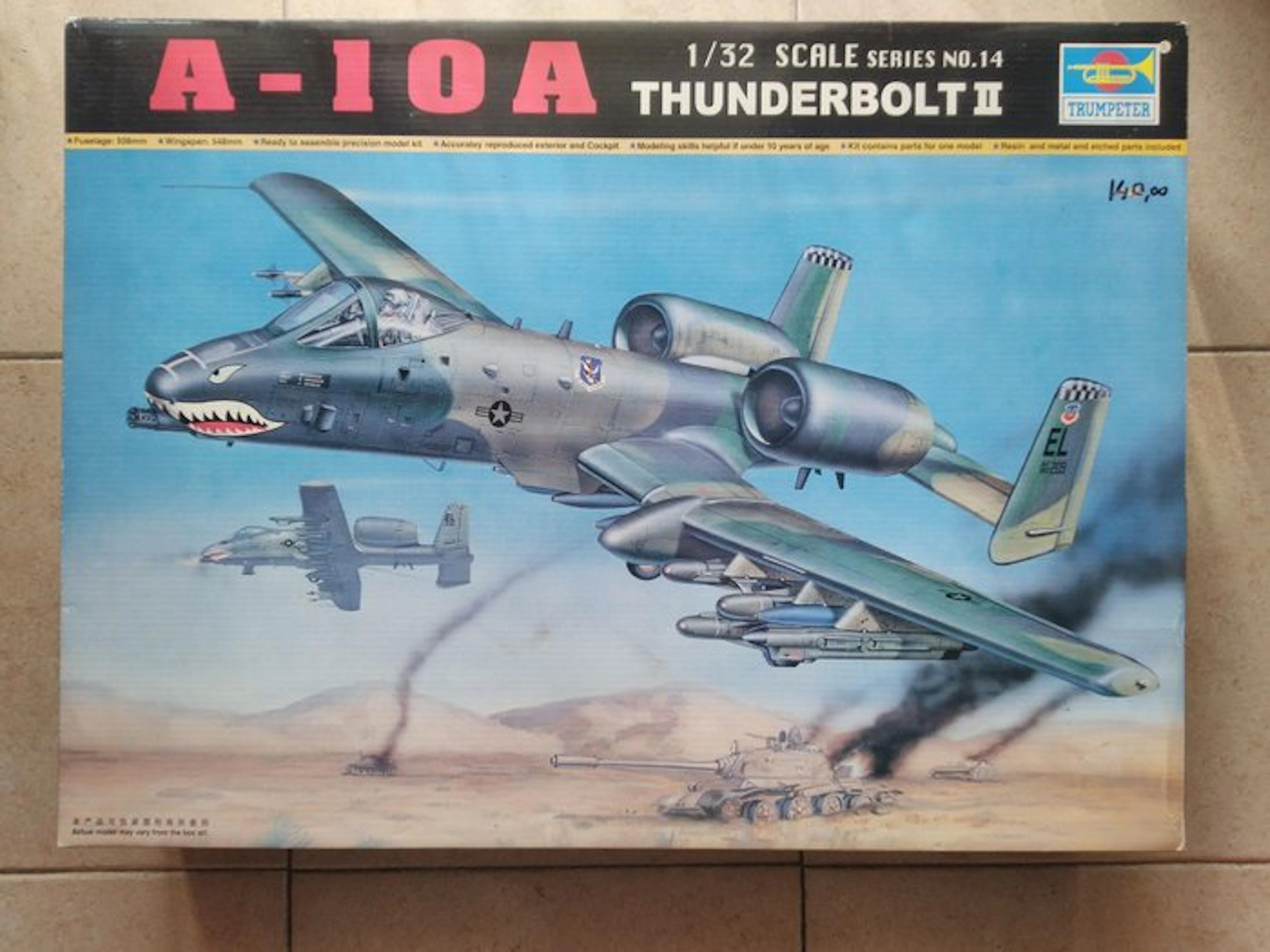 Trumpeter 1:32 - Model kit - A10 THUNDERBOLT